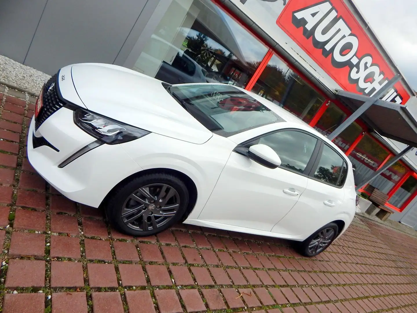 Peugeot 208 Active Pack Automatik LED NAVI Blanc - 1