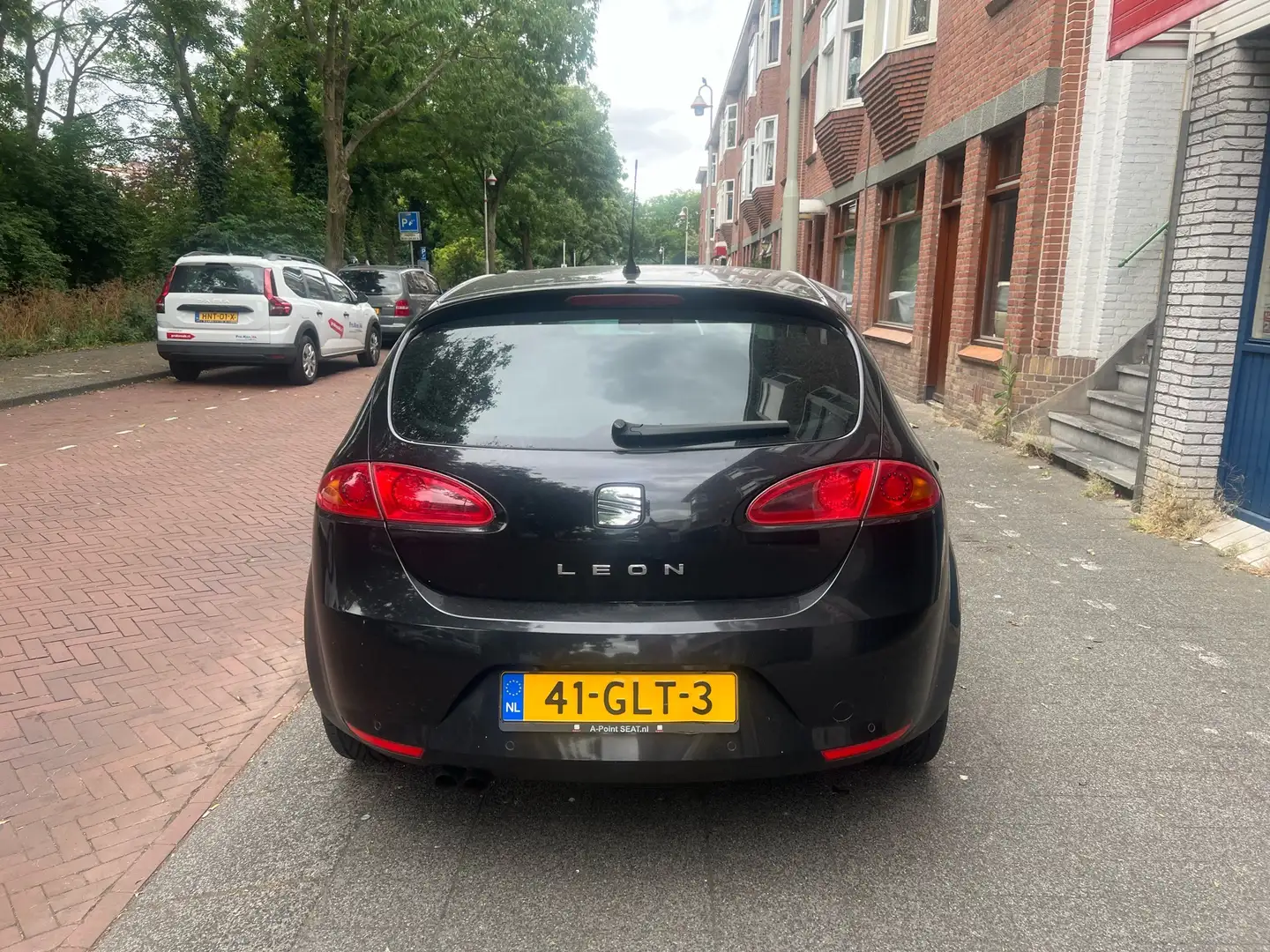 SEAT Leon 1.4 TSI Businessline Zwart - 2