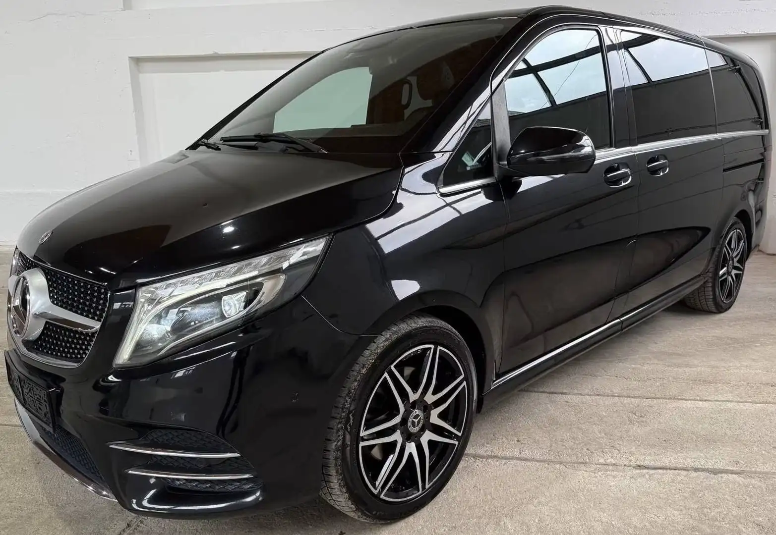 Mercedes-Benz V 300 V 300 d Kombi 4MATIC extralang Avantgarde A-Edition Aut. Avantgarde A-Edition - 1