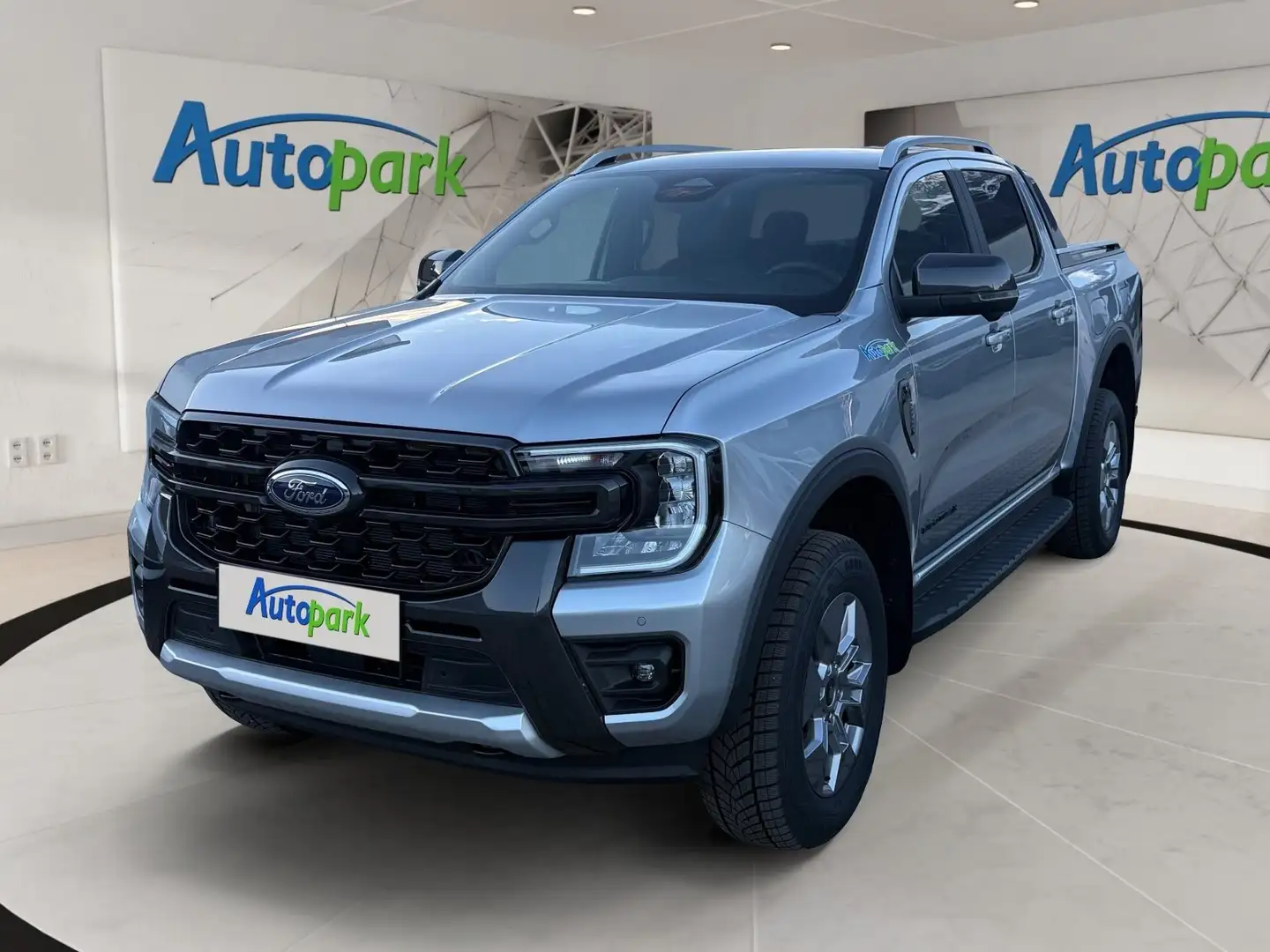 Ford Ranger Wildtrak Plug in Hybrid Allrad Silber - 1