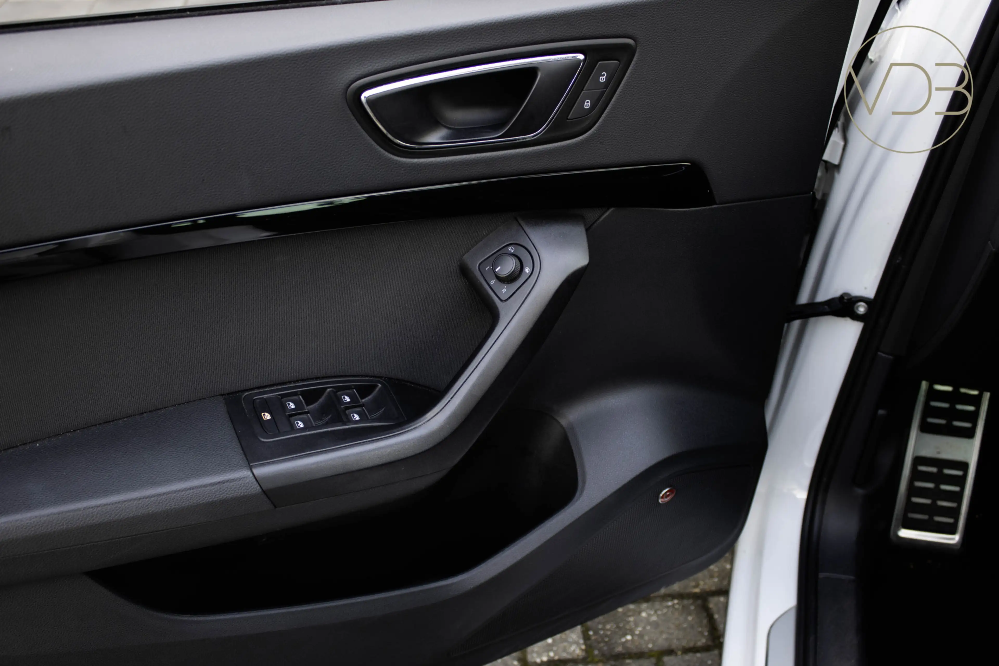 SEAT Ateca 2.0 TSI 190pk FR 4DRIVE PANO TREKHAAK AUDIO VIRTUA — photo 7