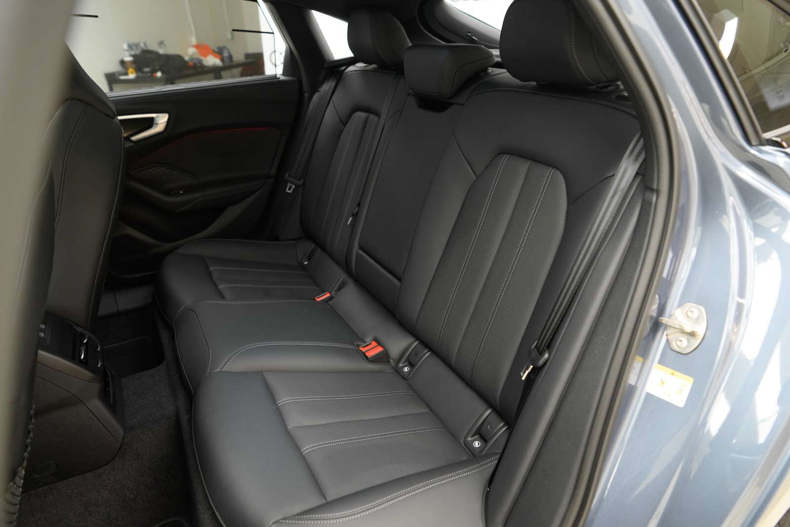 2025 Audi A5 Progressiv | Black Package | Comfort Interior Pack thumb 27