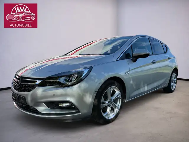 Opel Astra main image