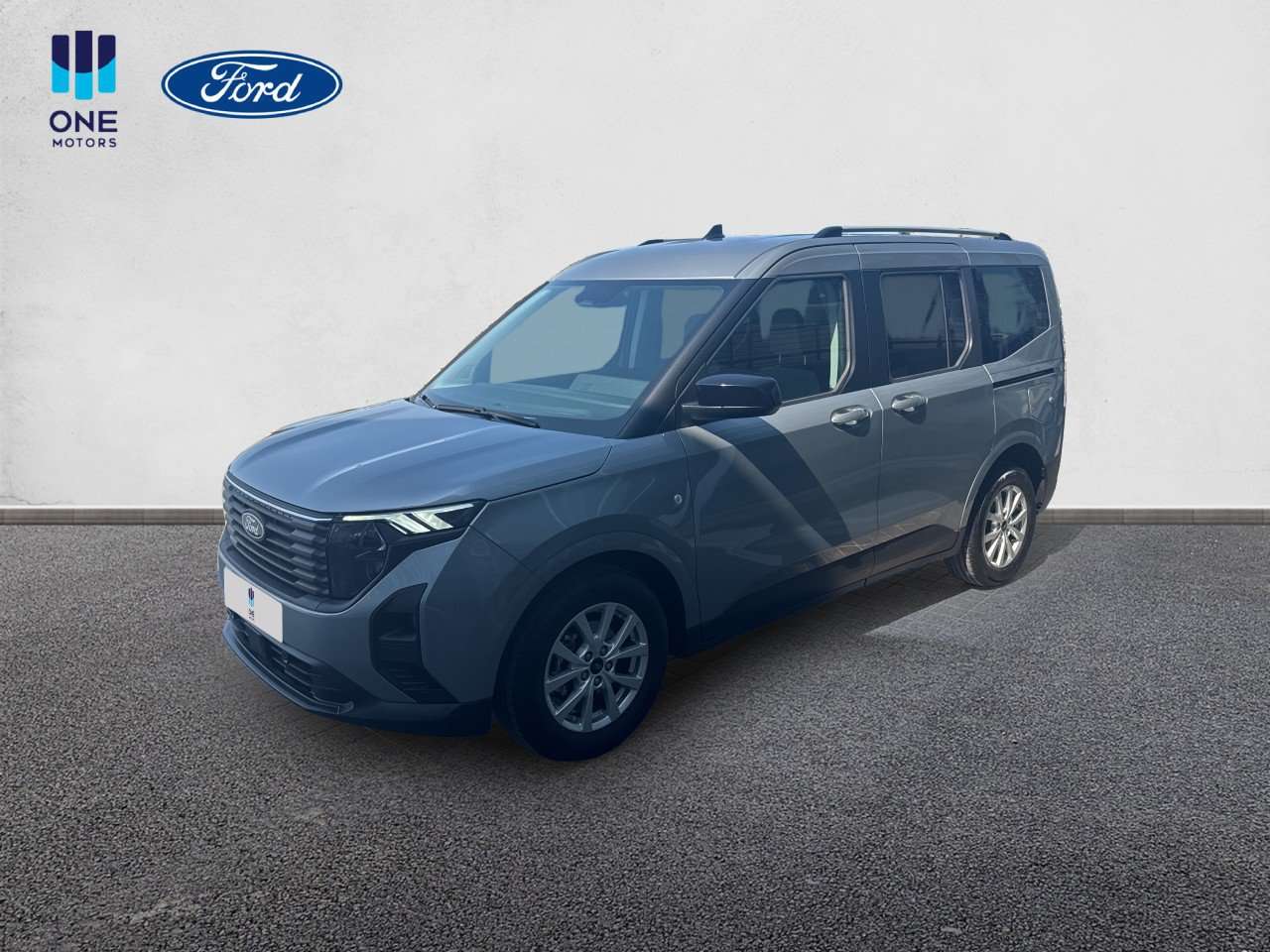 Ford Tourneo Courier 1.0 Ecoboost Titanium - foto 1