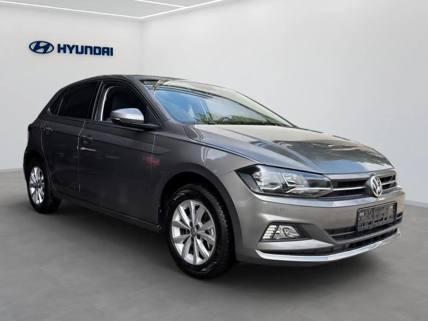 Volkswagen Polo POLO HIGHLINE, Sitz Hz, NAVI, KAMERA, PDC Grijs - 2
