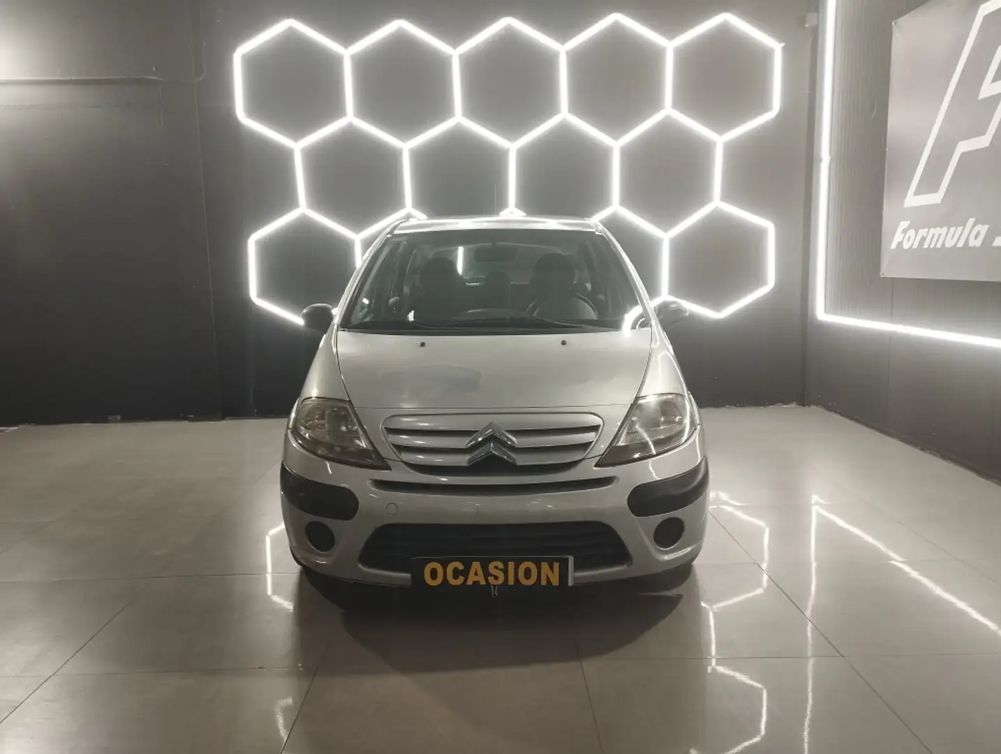 Citroen C3 1.4HDI Exclusive Gris - 2