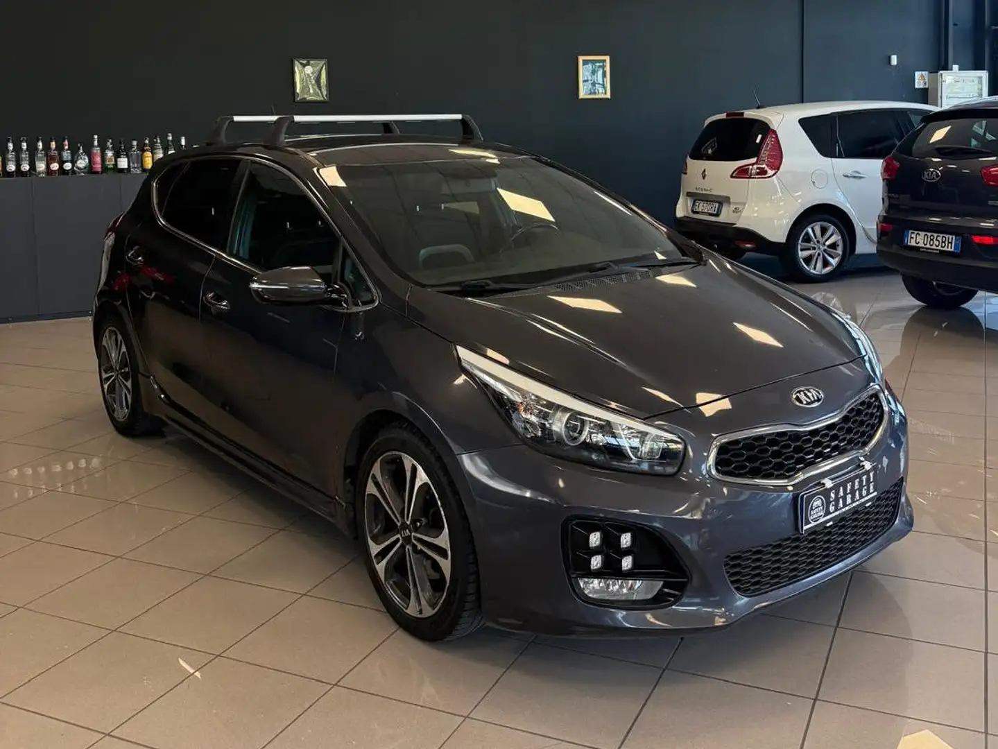 Kia Ceed / cee'd Ceed 1.6 crdi GT Line 136cv dct Grigio - 1