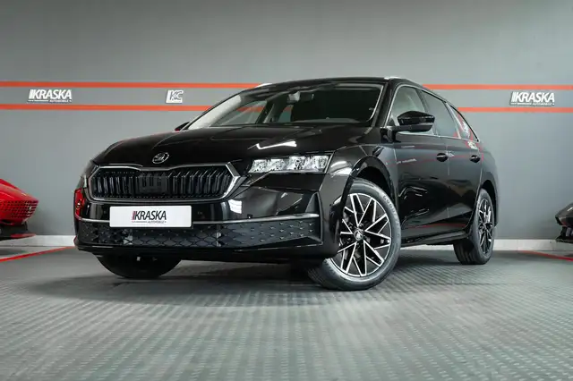 Skoda Octavia view 2