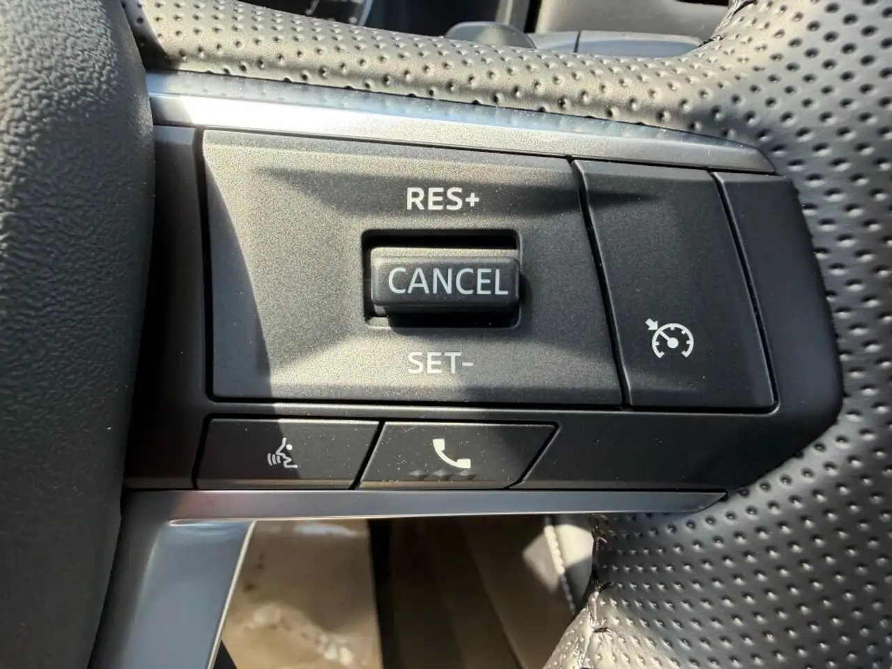 Mitsubishi Outlander снимка Mitsubishi Outlander