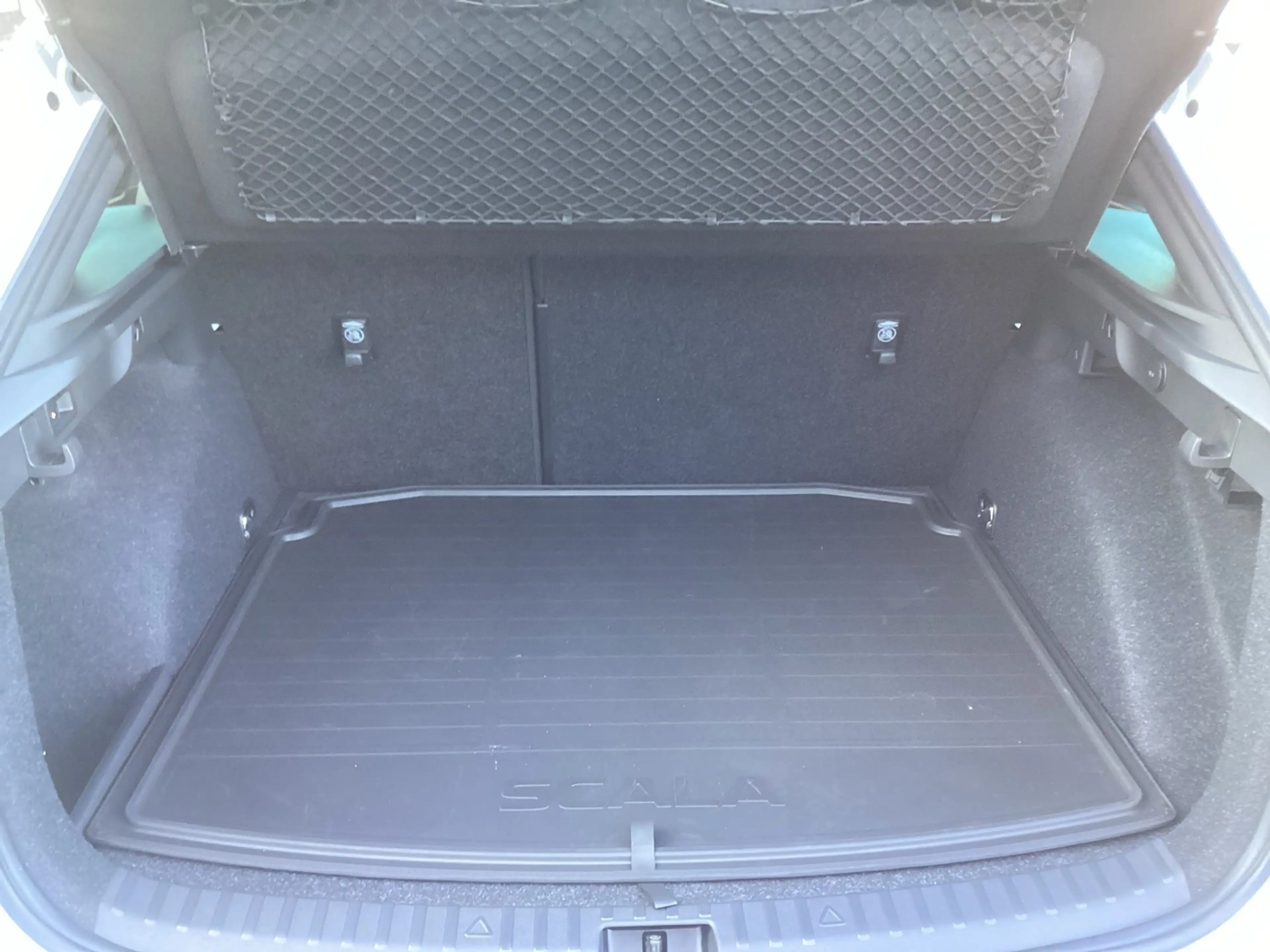 Skoda Scala 1,5 TSI DSG Tour  Emotion*AHK*Komfort*Assist*Info — photo 15
