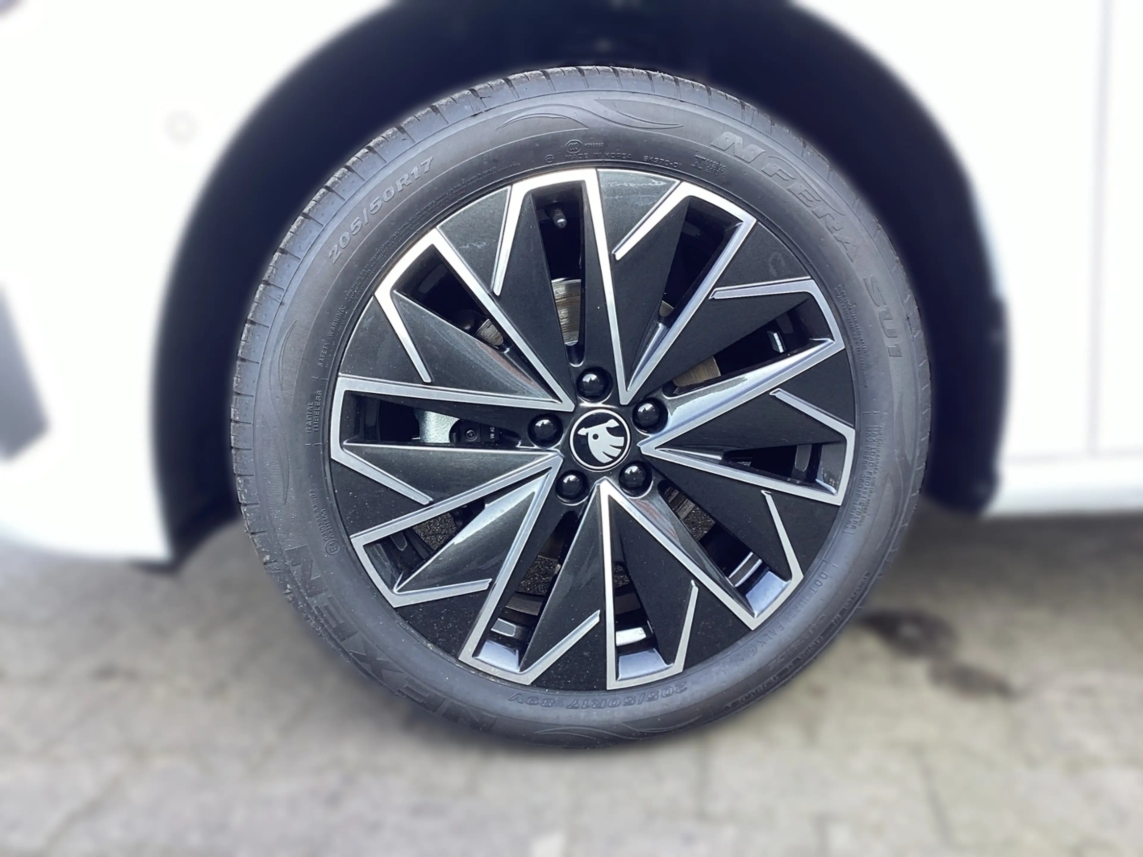 Skoda Scala 1,5 TSI DSG Tour  Emotion*AHK*Komfort*Assist*Info — photo 7