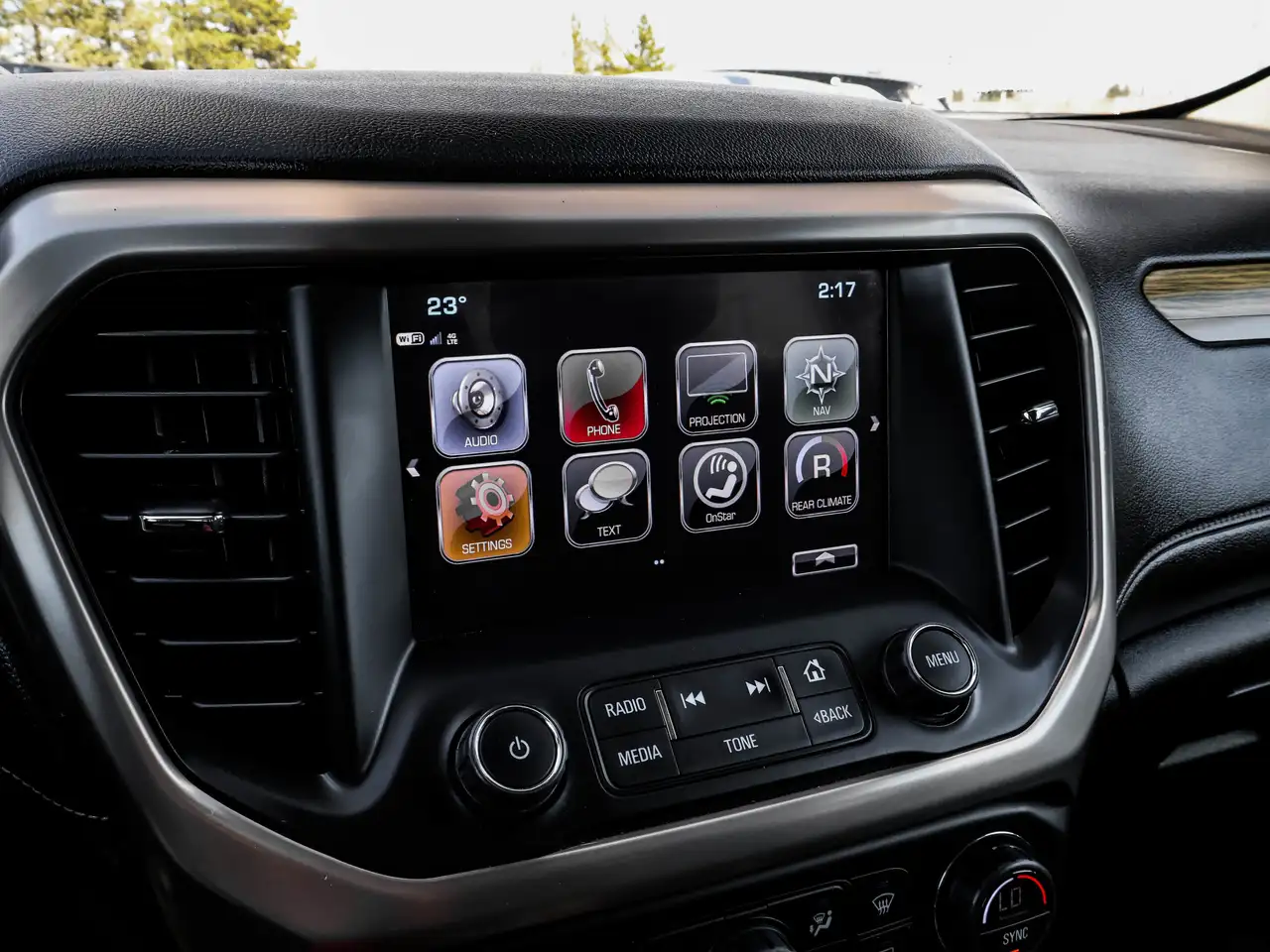 GMC Acadia fotografie GMC Acadia
