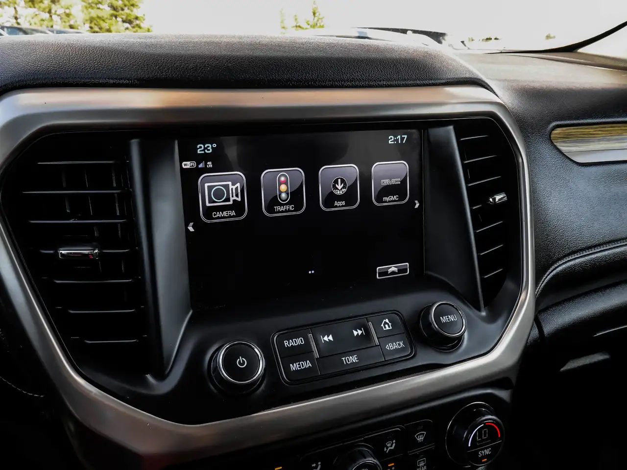 GMC Acadia fotografie GMC Acadia