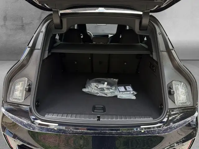 BMW Ix view 15