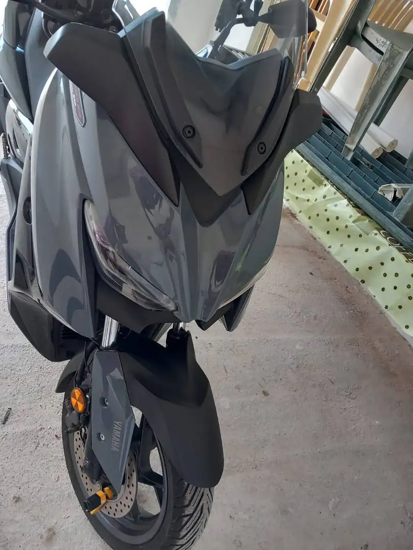 Yamaha X-Max 125 Szary - 1