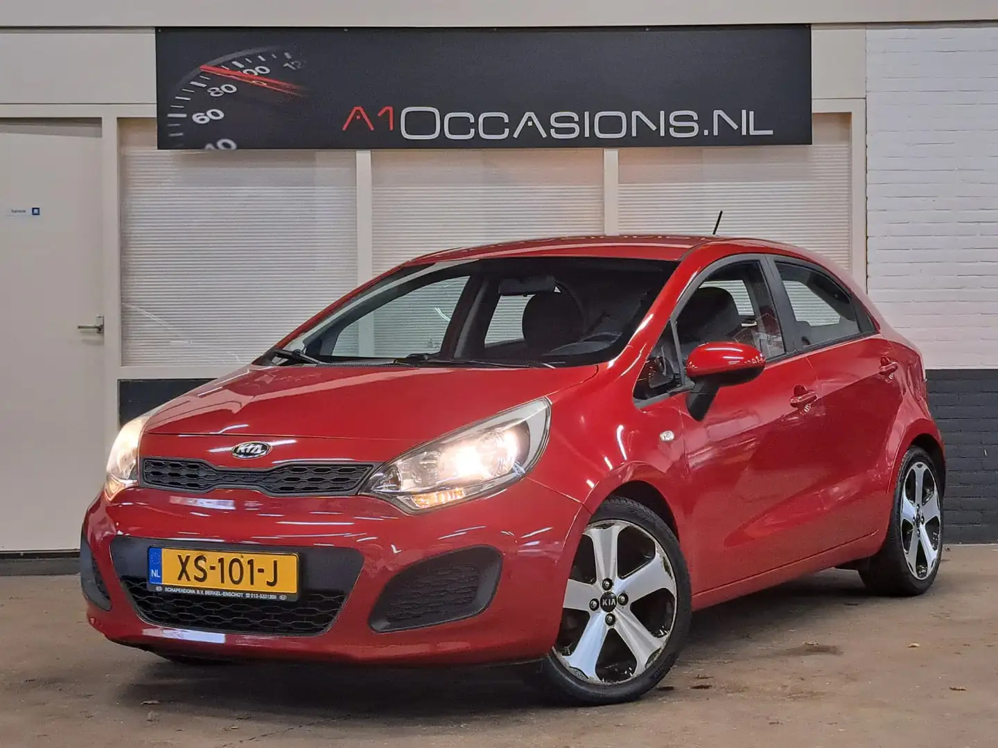 Kia Rio 1.2 CVVT ComfortLine Rood - 2