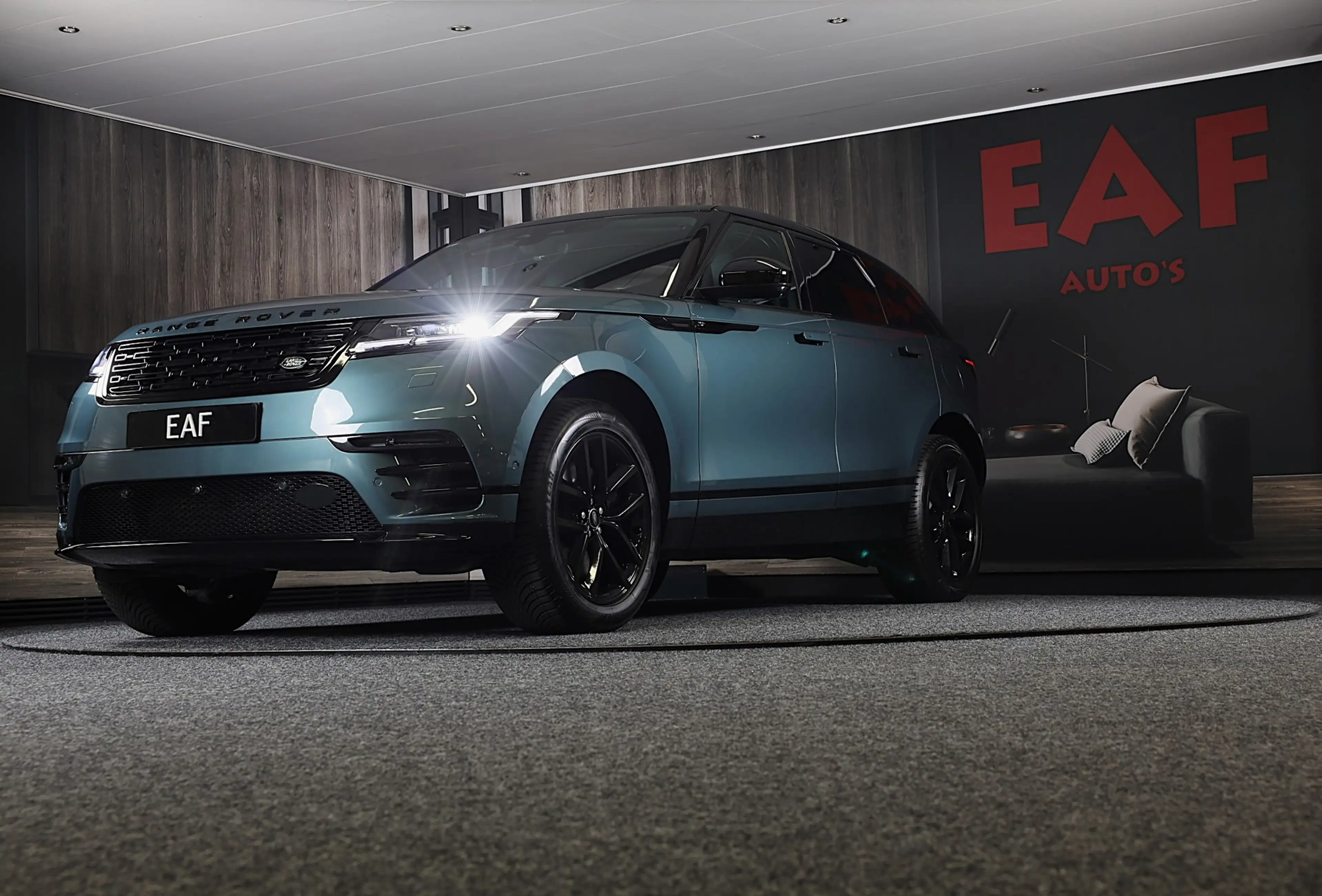 Land Rover Range Rover Velar 2.0 P400e Edition / Head Up / 360 Camera / Two Ton — photo 4