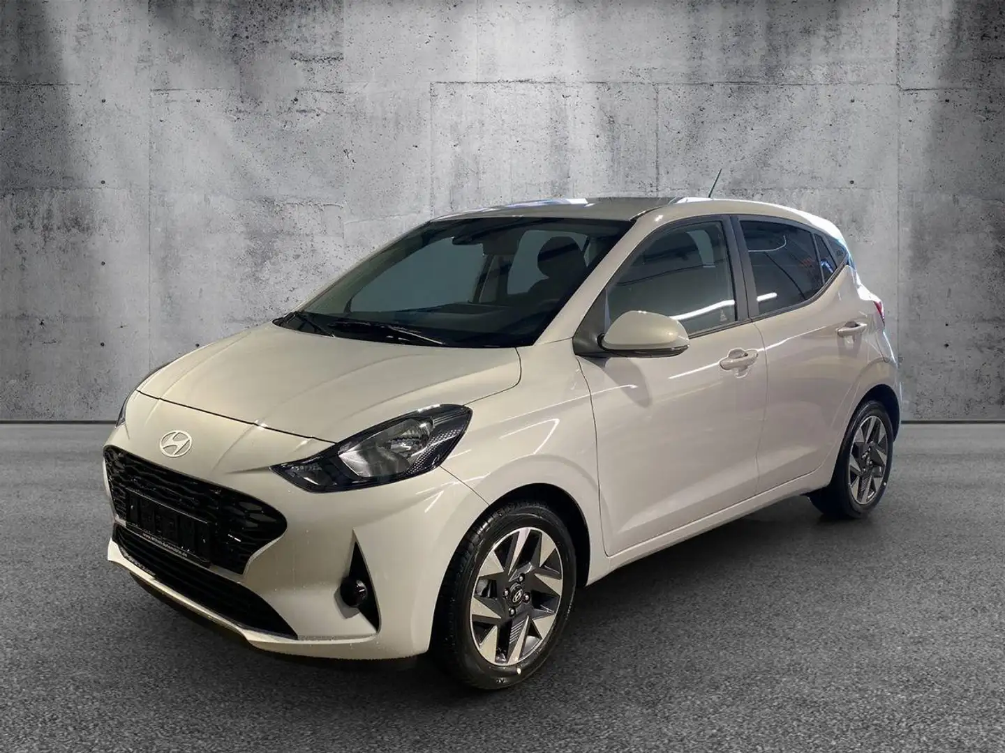 Hyundai i10 Navi / R.Kamera / Winterp. / Klimaauto Grijs - 1