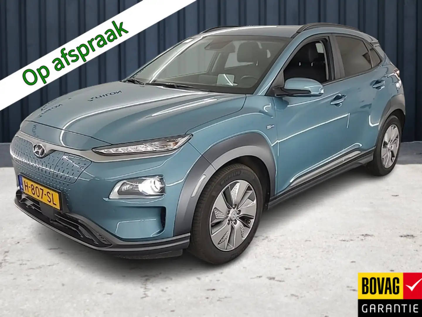 Hyundai KONA EV Premium 64 kWh (204 PK) 1e-Eig. & Keurig-Onderh Modrá - 1