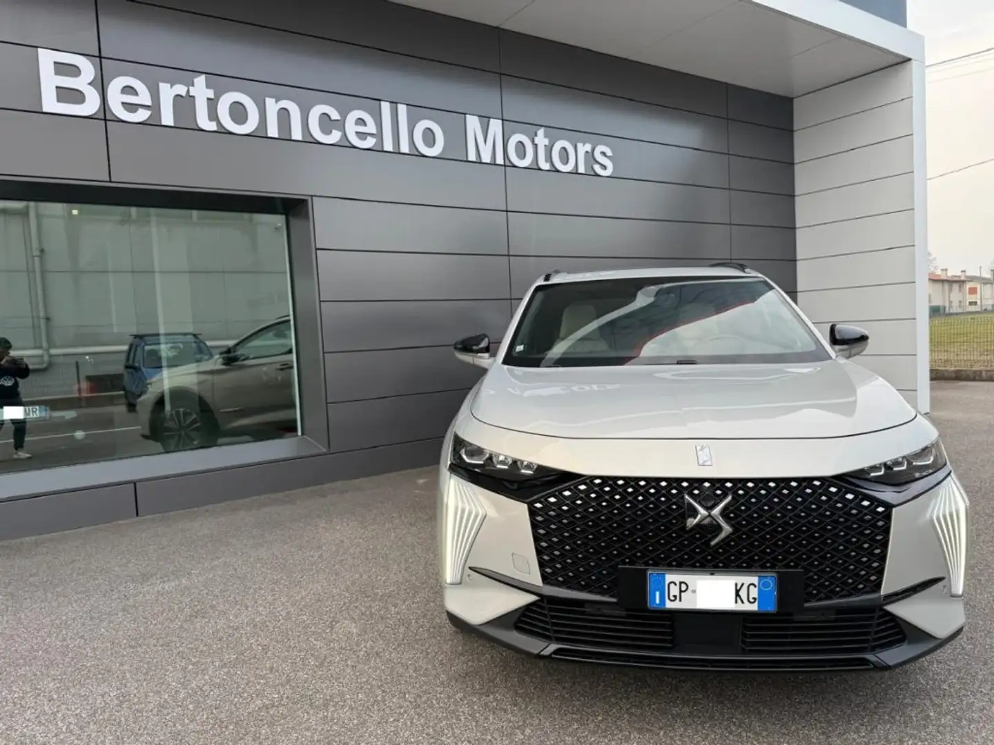 DS Automobiles DS 7 1.5 BlueHDi 130cv Esprit de Voyage FULL OPT.-TETTO Argento - 2