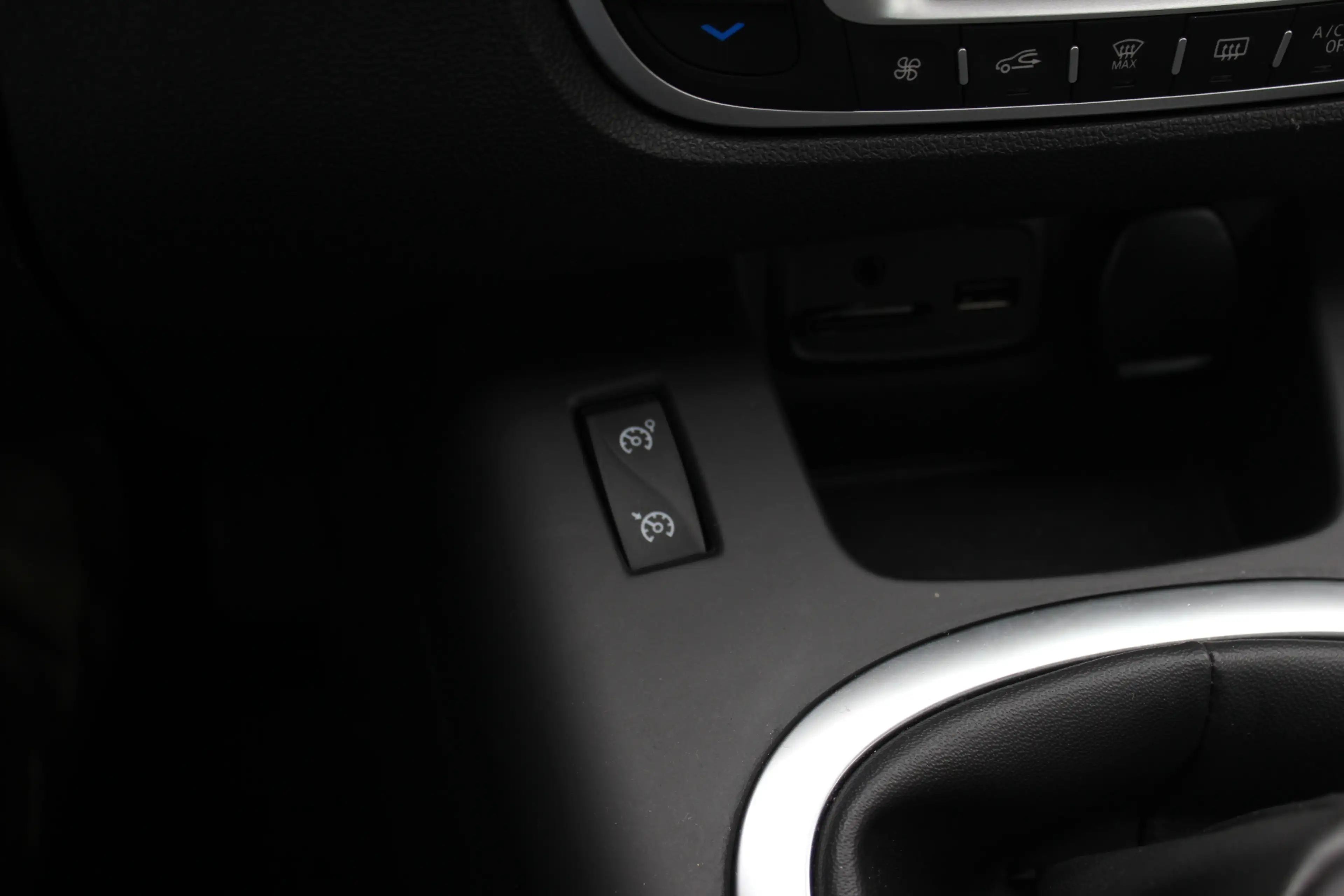 Renault Scenic 1.2 TCe Bose / Camera / Navigatie / Keyless / 17'' — photo 26