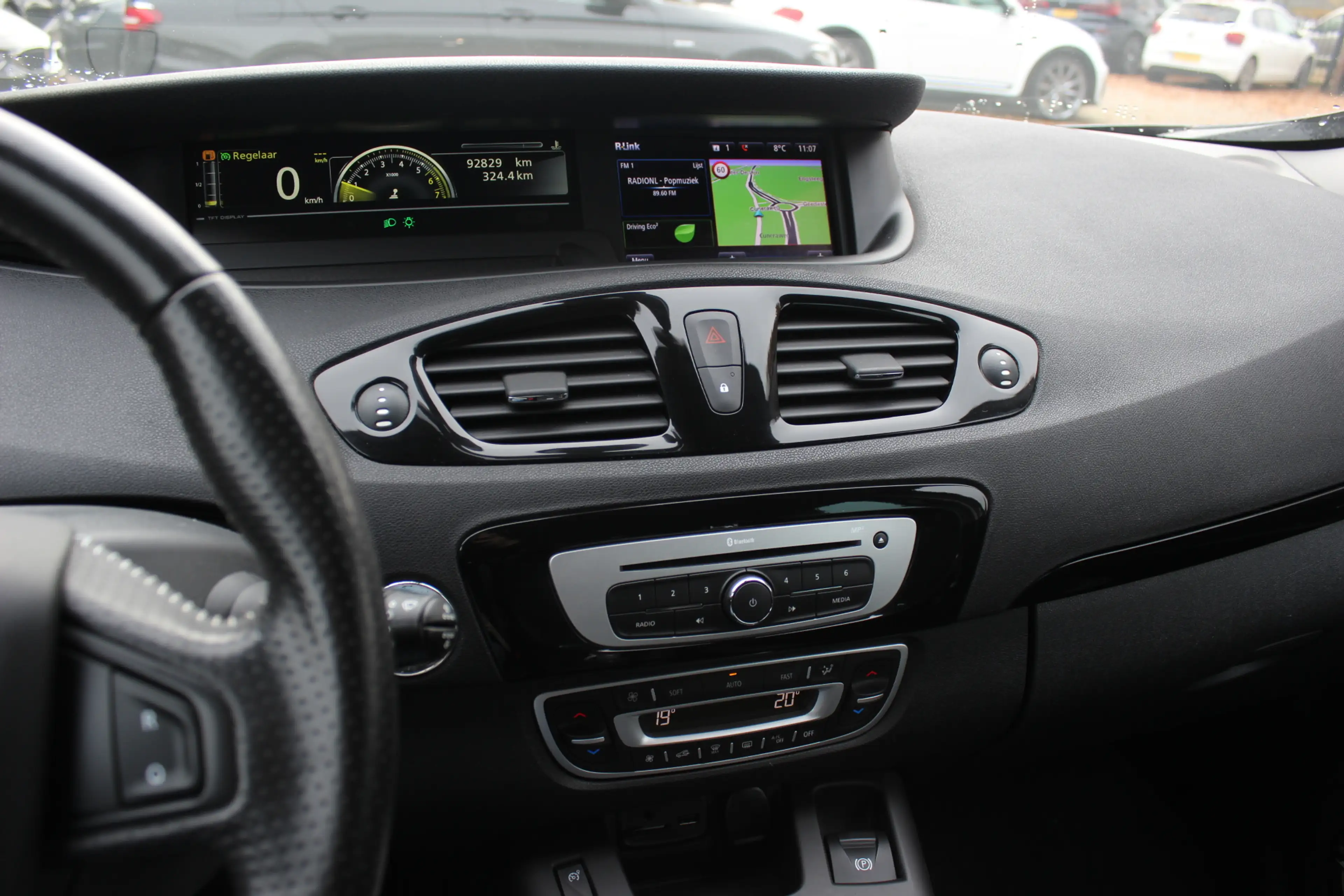 Renault Scenic 1.2 TCe Bose / Camera / Navigatie / Keyless / 17'' — photo 19