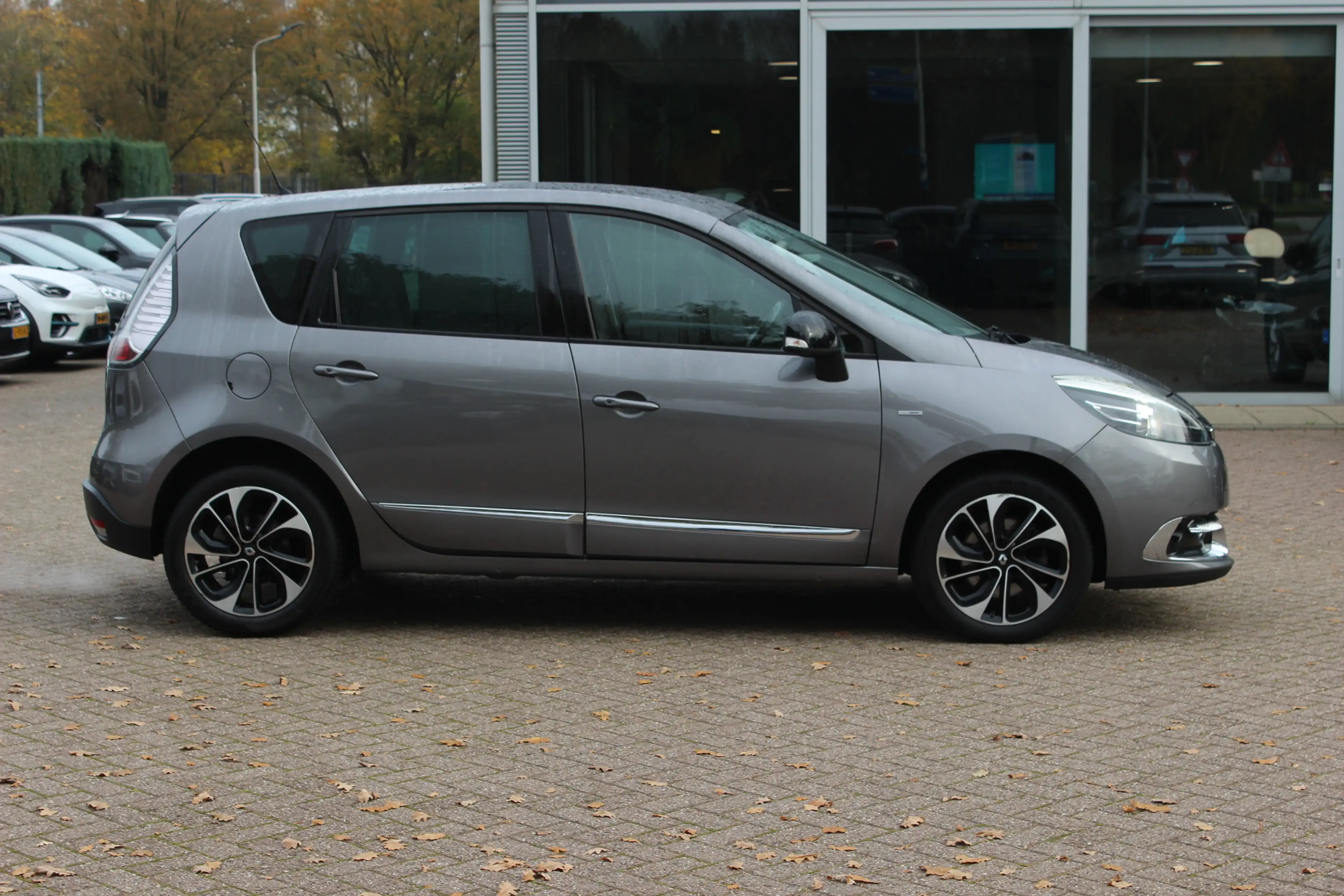 Renault Scenic 1.2 TCe Bose / Camera / Navigatie / Keyless / 17'' — photo 5