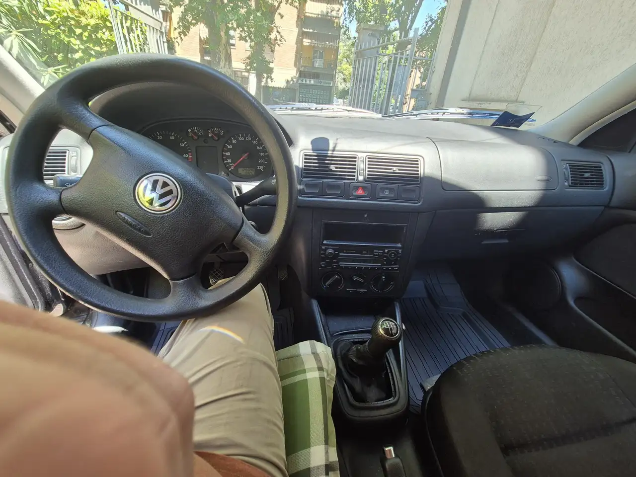 Volkswagen Golf 5p 1.4 16v, foto 4