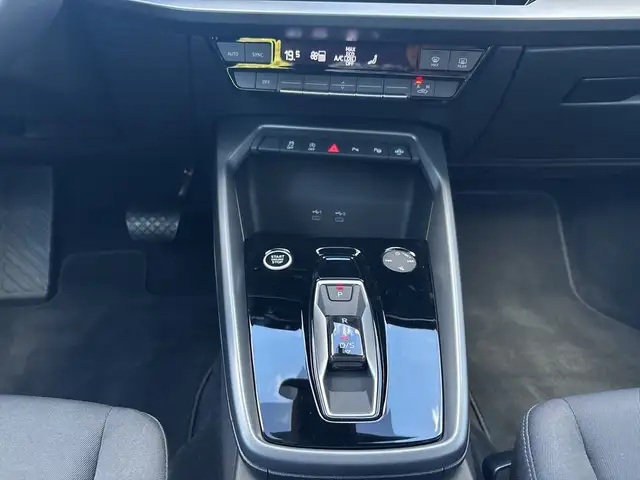 Audi A3 view 9