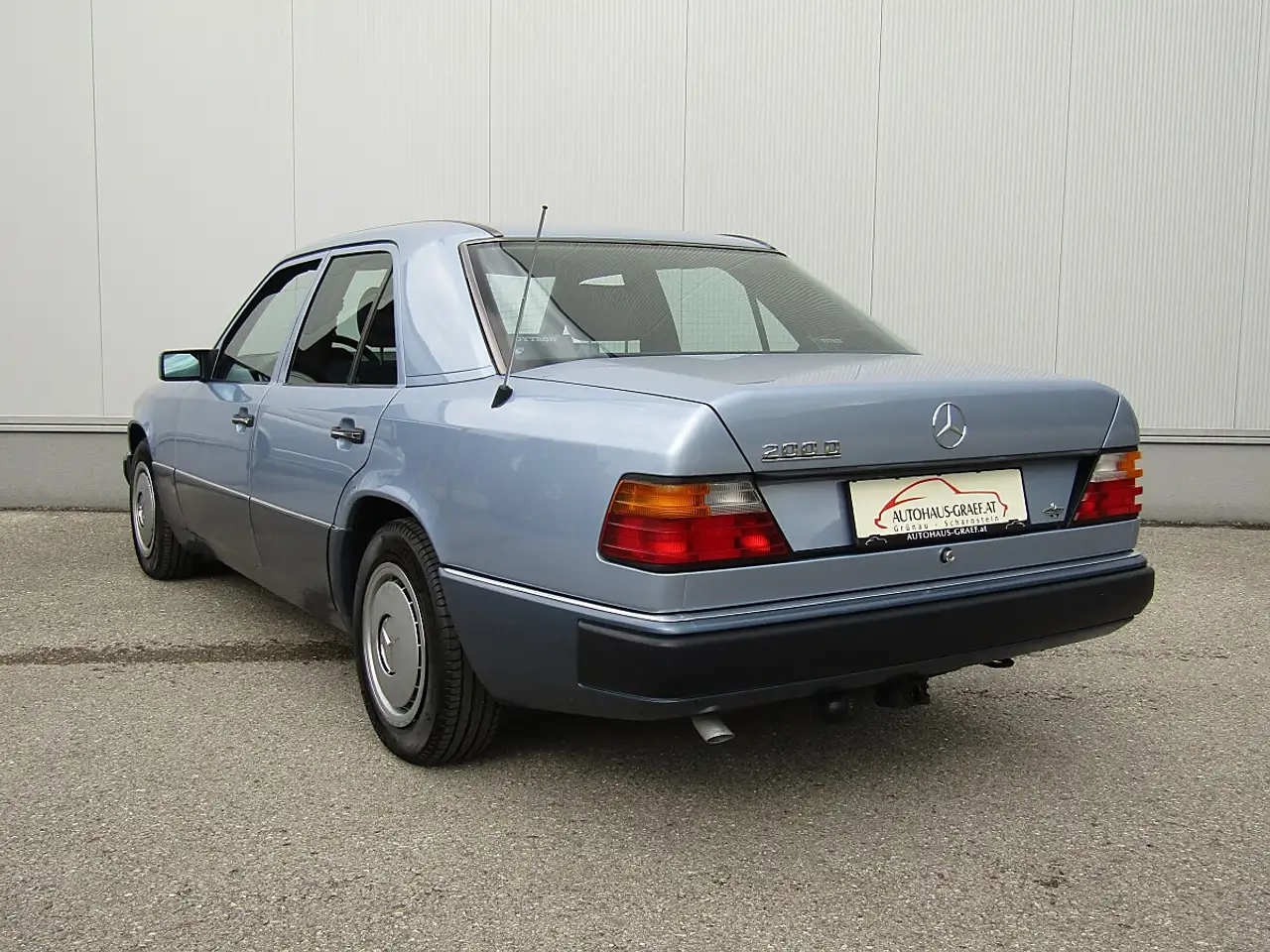 Mercedes-Benz E 200 D Diesel sehr guter Zustand !!, foto 3