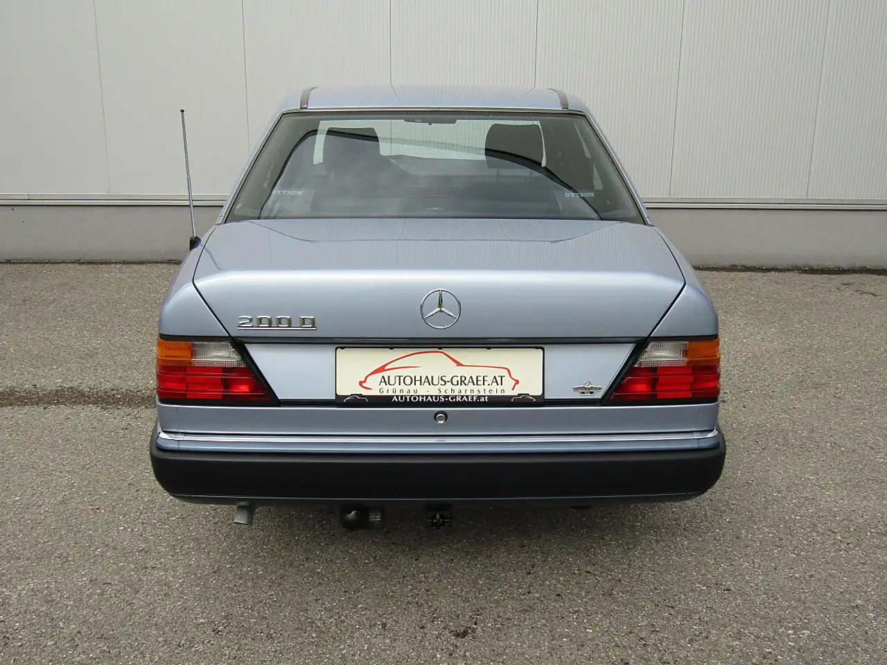 Mercedes-Benz E 200 D Diesel sehr guter Zustand !!, foto 4