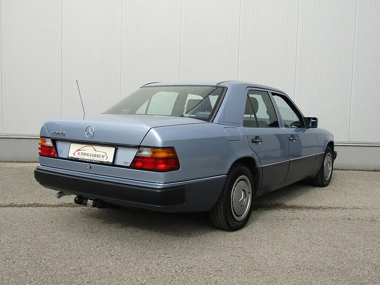 Mercedes-Benz E 200 D Diesel sehr guter Zustand !!, foto 5