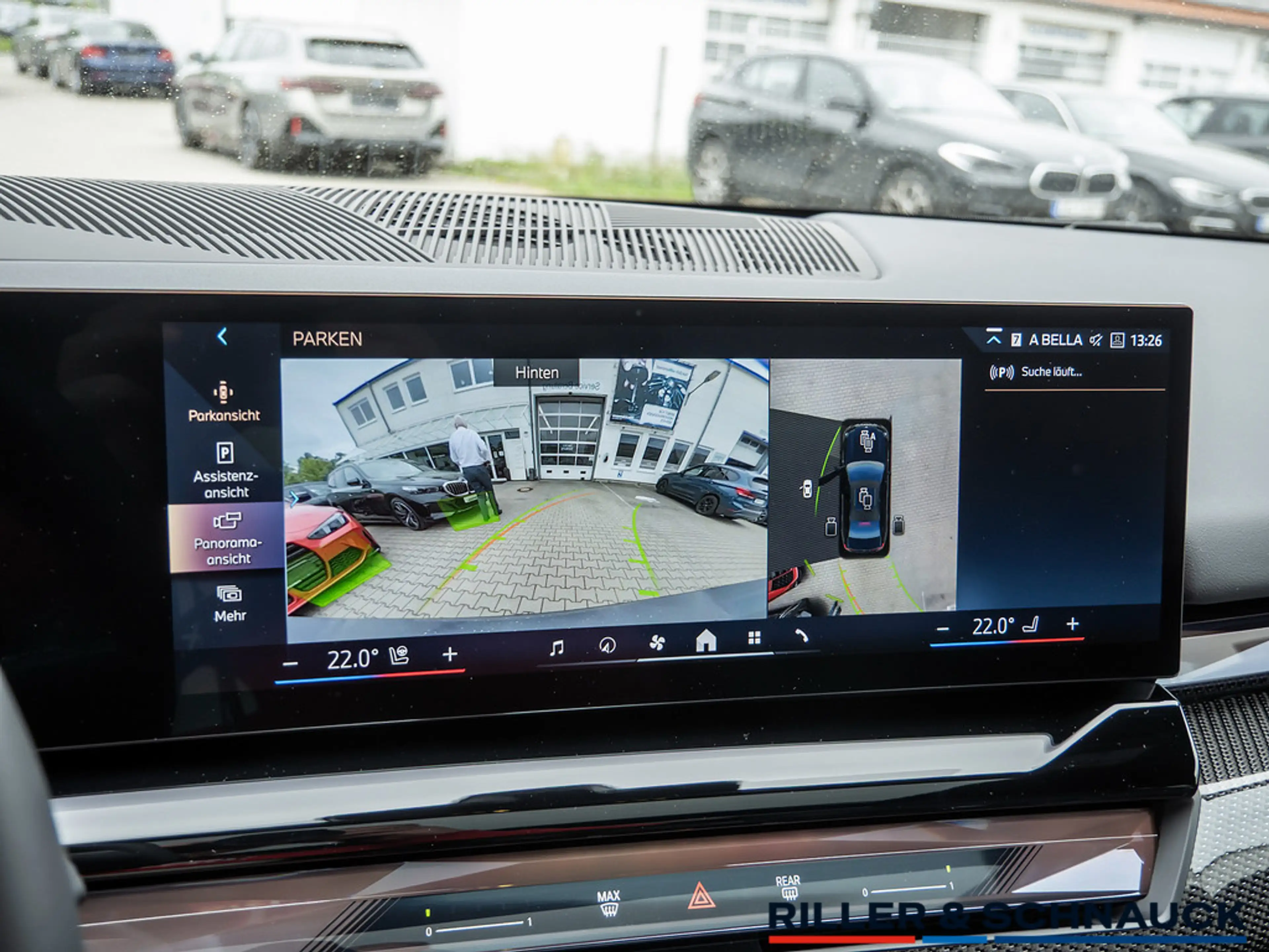 BMW 520 d M-Sport HUD STANDHZ SITZBELÜFTUNG PANO — photo 14