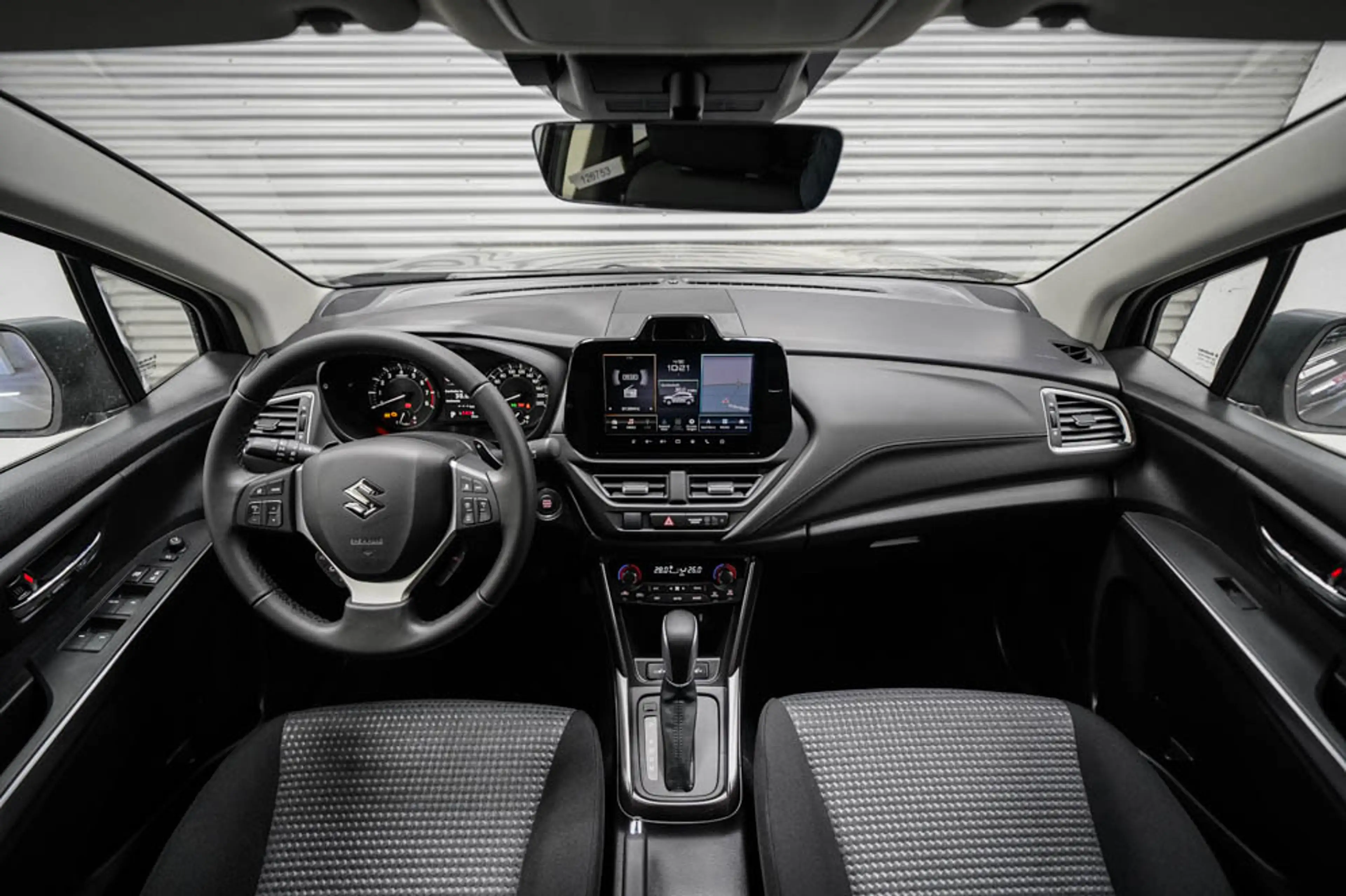 Suzuki S-Cross 1,4 2WD Mild-Hybrid AT GL+ — photo 6