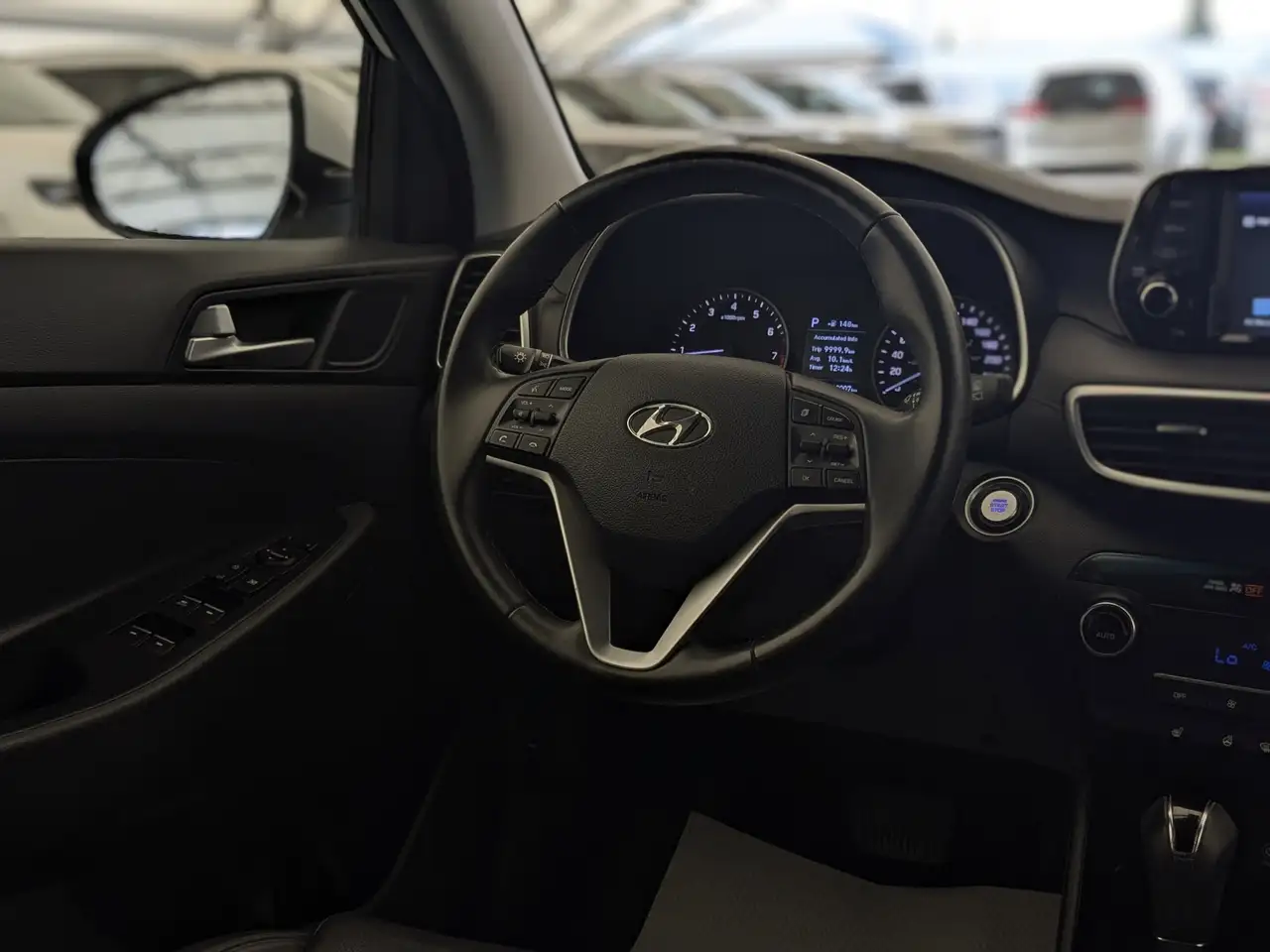 Hyundai TUCSON снимка Hyundai TUCSON