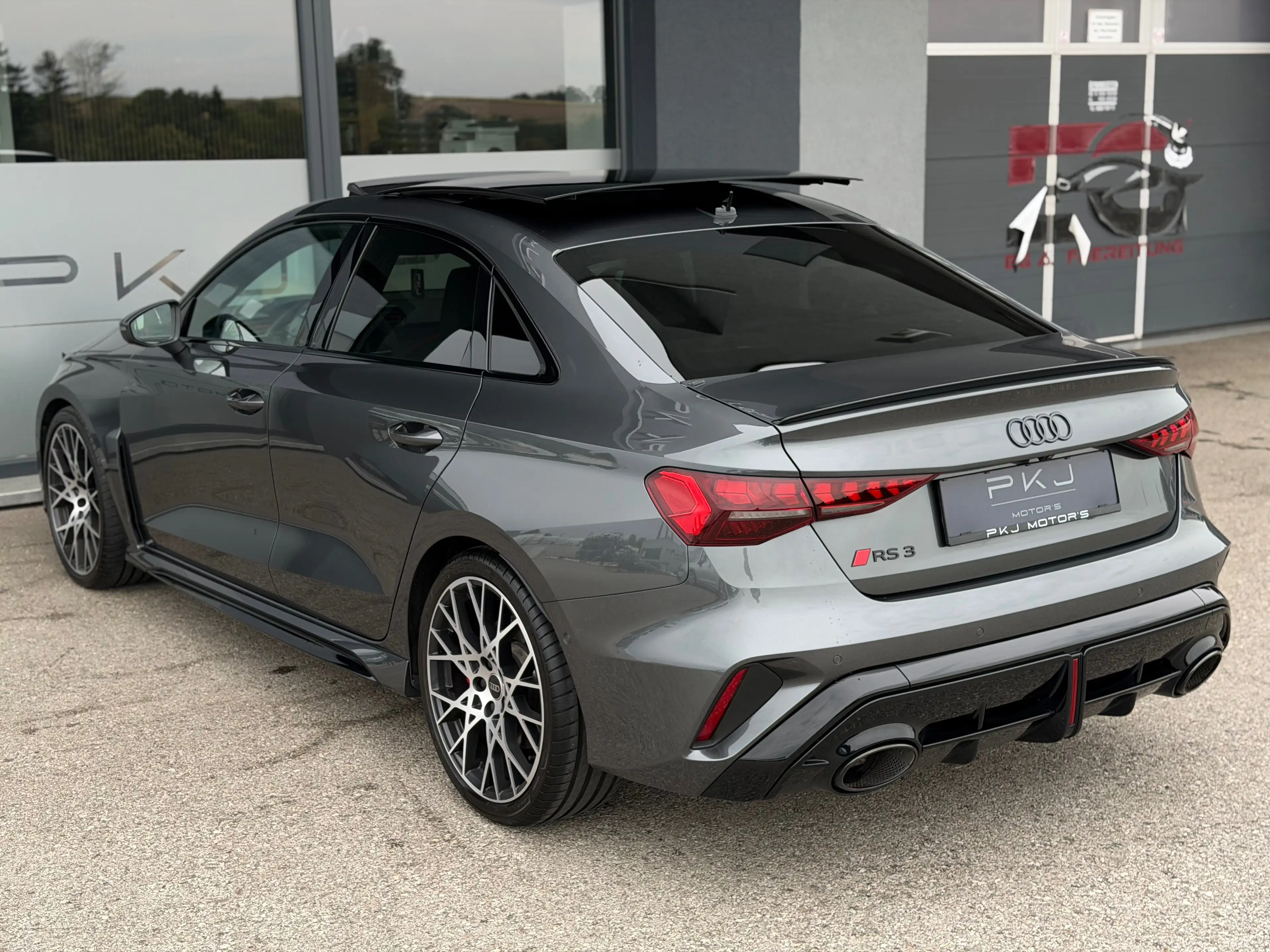 Audi A3 RS3 LIMOUSINE 2.5 TFSI QUATTRO S-TRONIC — photo 6