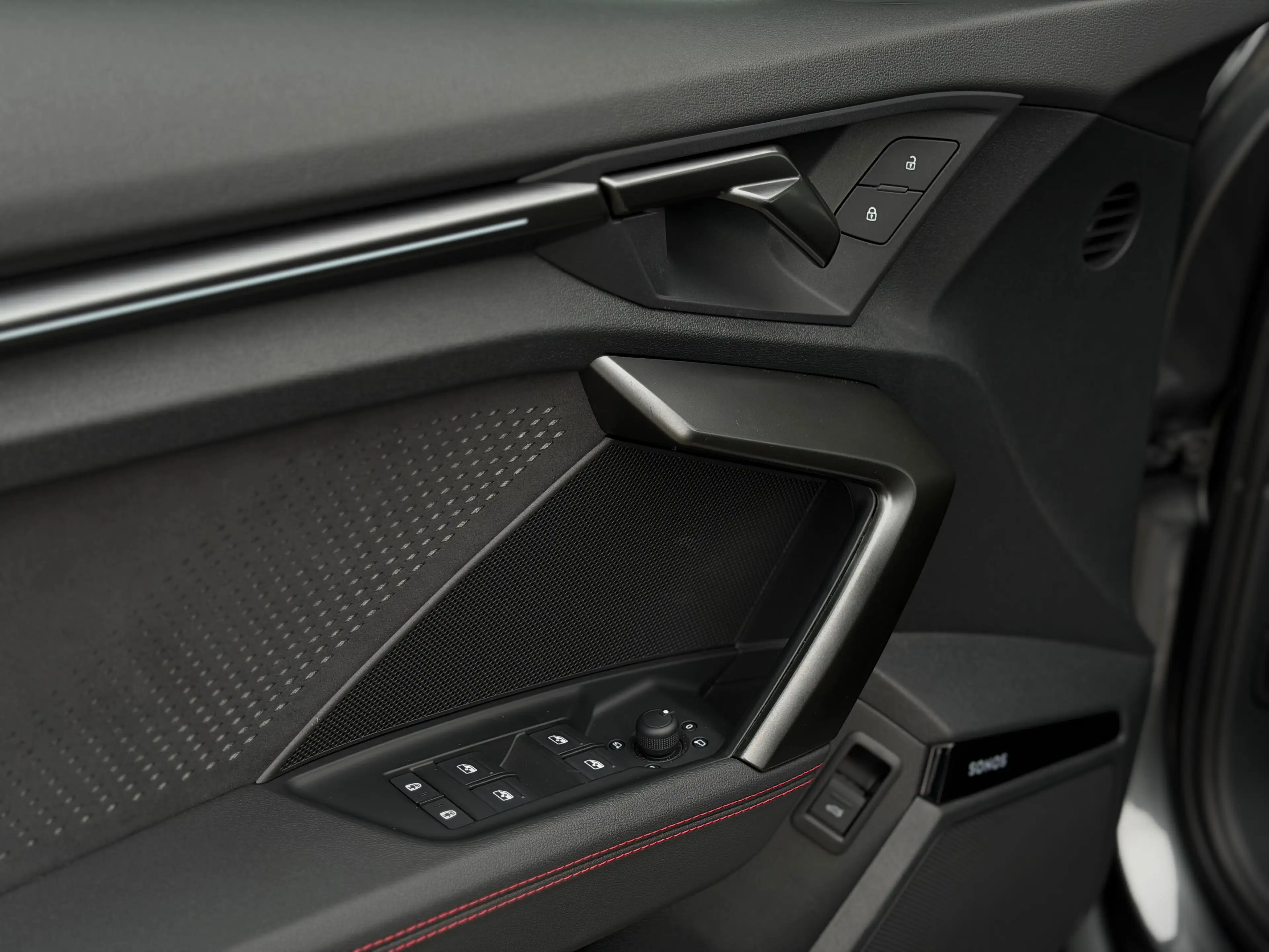 Audi A3 RS3 LIMOUSINE 2.5 TFSI QUATTRO S-TRONIC — photo 11