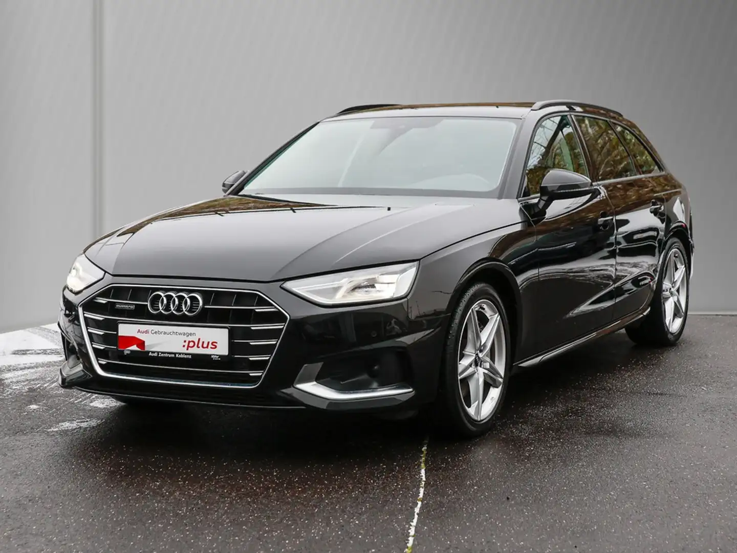 Audi A4 Avant 45 TFSI advanced Navi ACC AHK Sportsitze Schwarz - 2