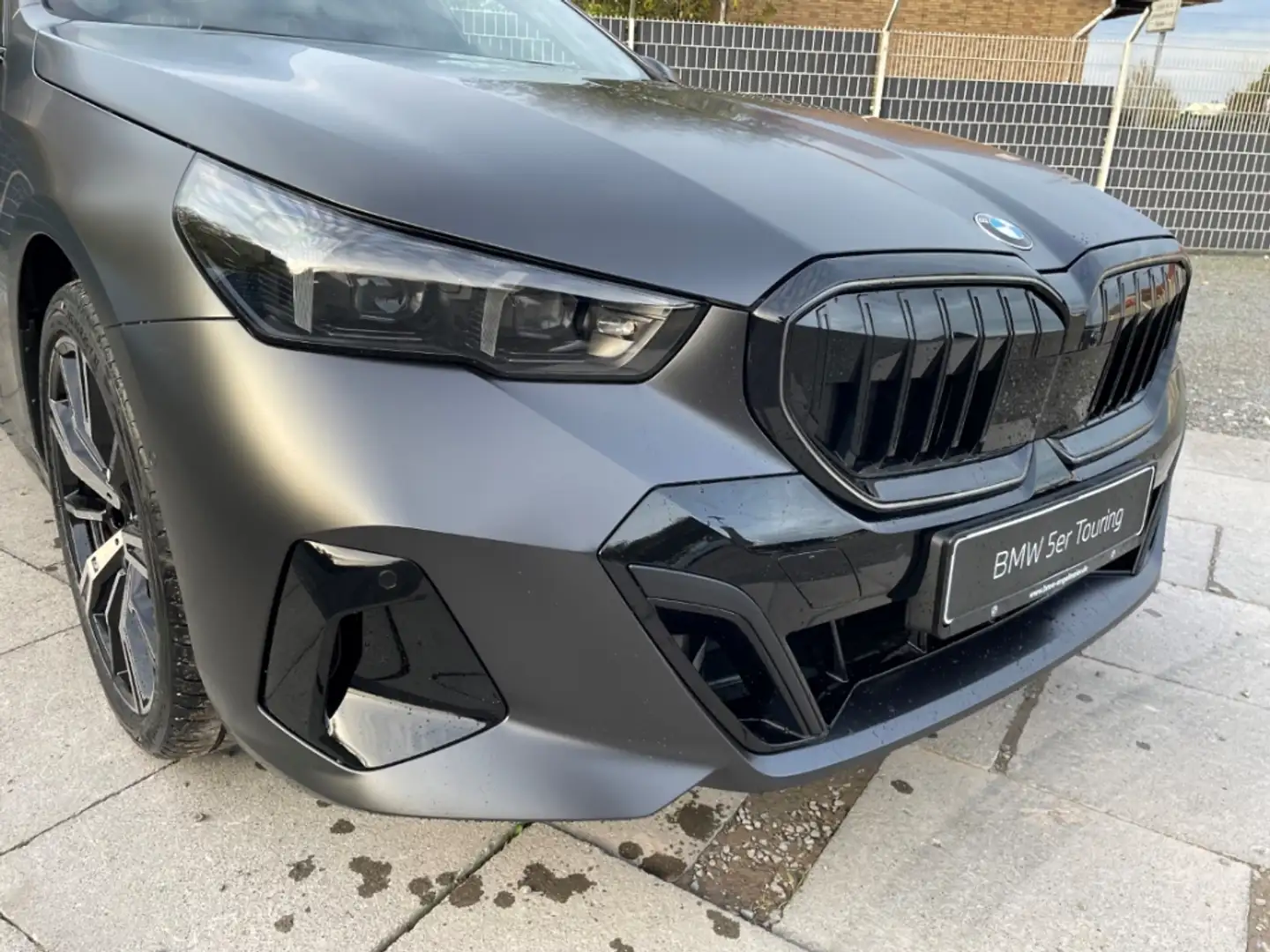 BMW 540 d xDrive Touring MSport AutobahnAssis voll! Grau - 2