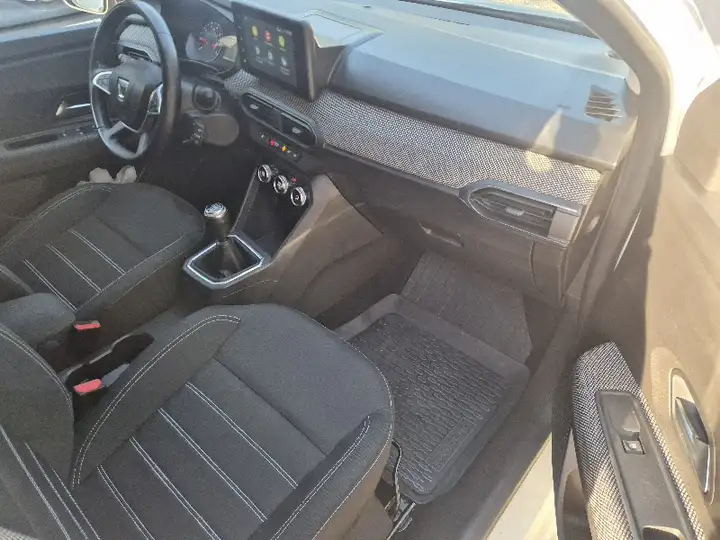 Dacia Sandero 2022, foto 12