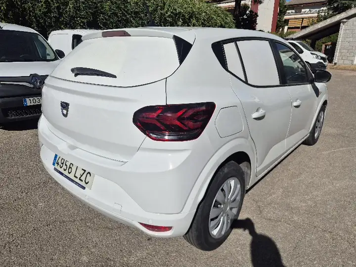 Dacia Sandero 2022, foto 15