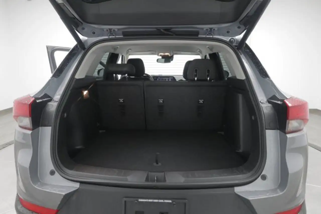 Chevrolet Trailblazer photo Chevrolet Trailblazer