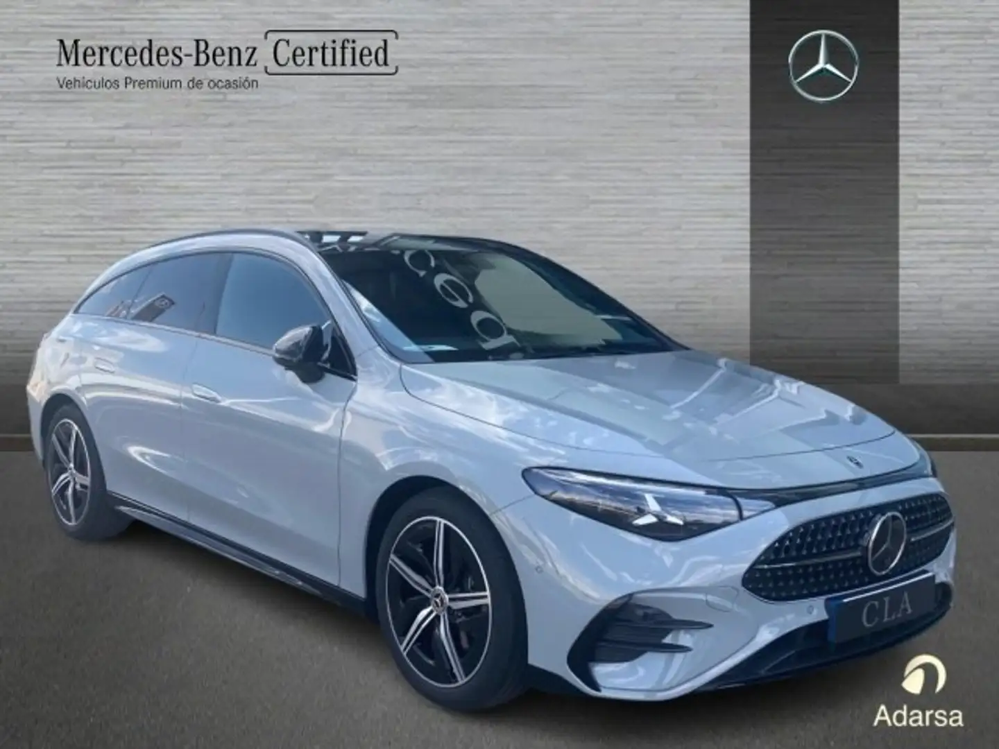 Mercedes-Benz CLA 180 SB con tecnología híbrida - 2