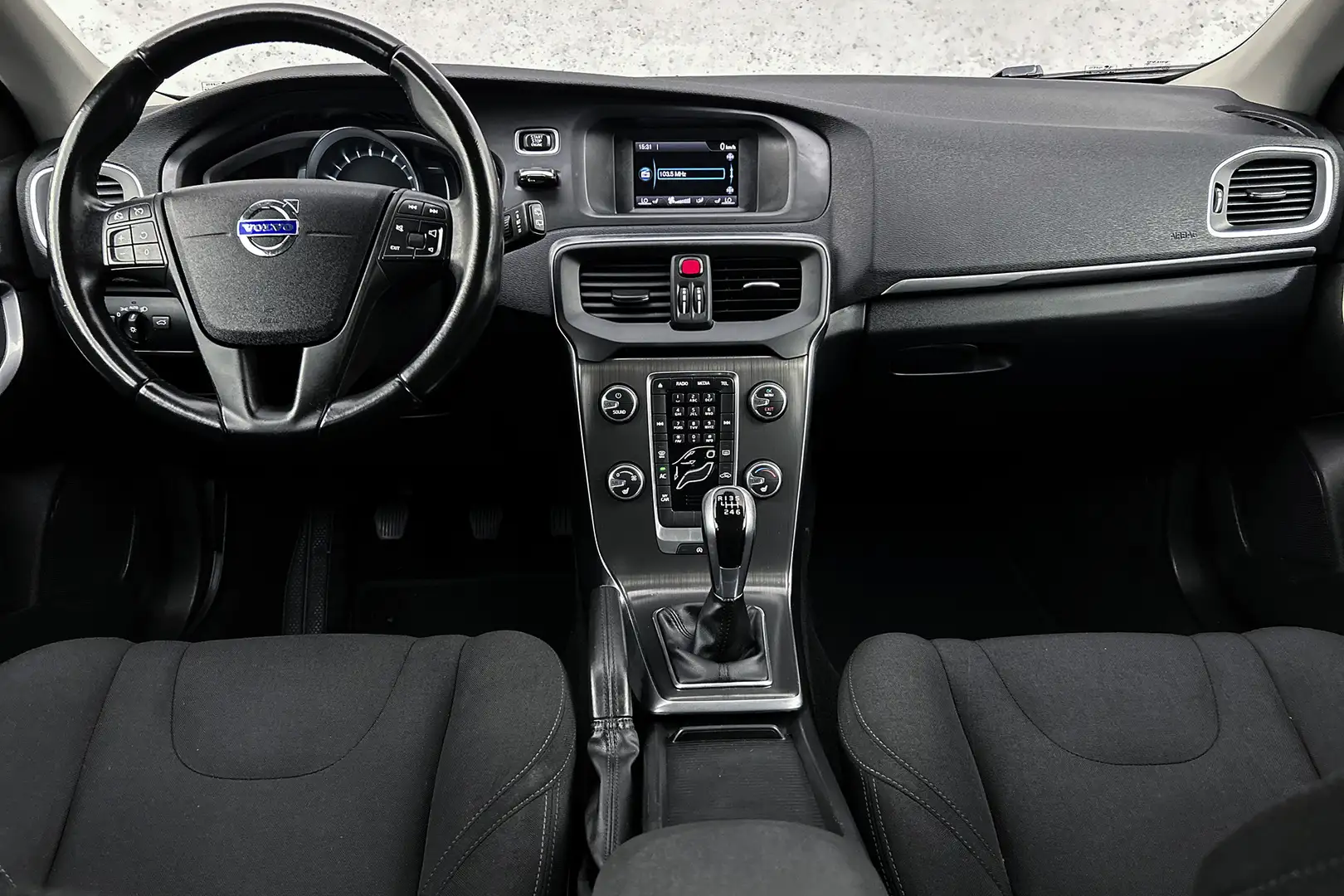 Volvo V40 1.6 T2 | LED koplampen | Cruise control | Verwarmd Wit - 2
