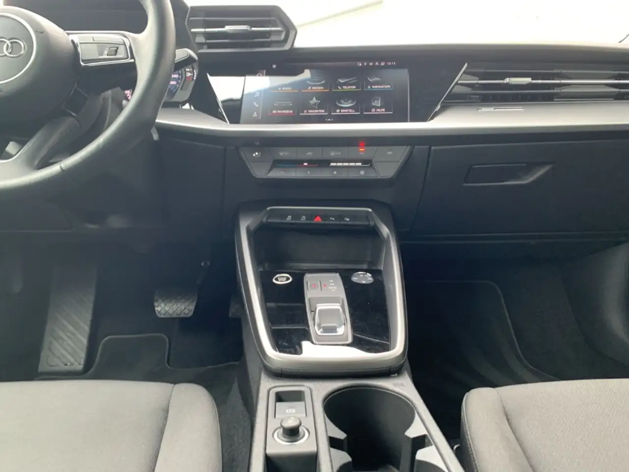 Audi A3 Sportback 35 TDI S tronic Digitales Cockpit LED Ko 13