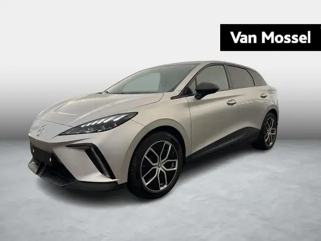 MG MG4 64 kWh Luxury