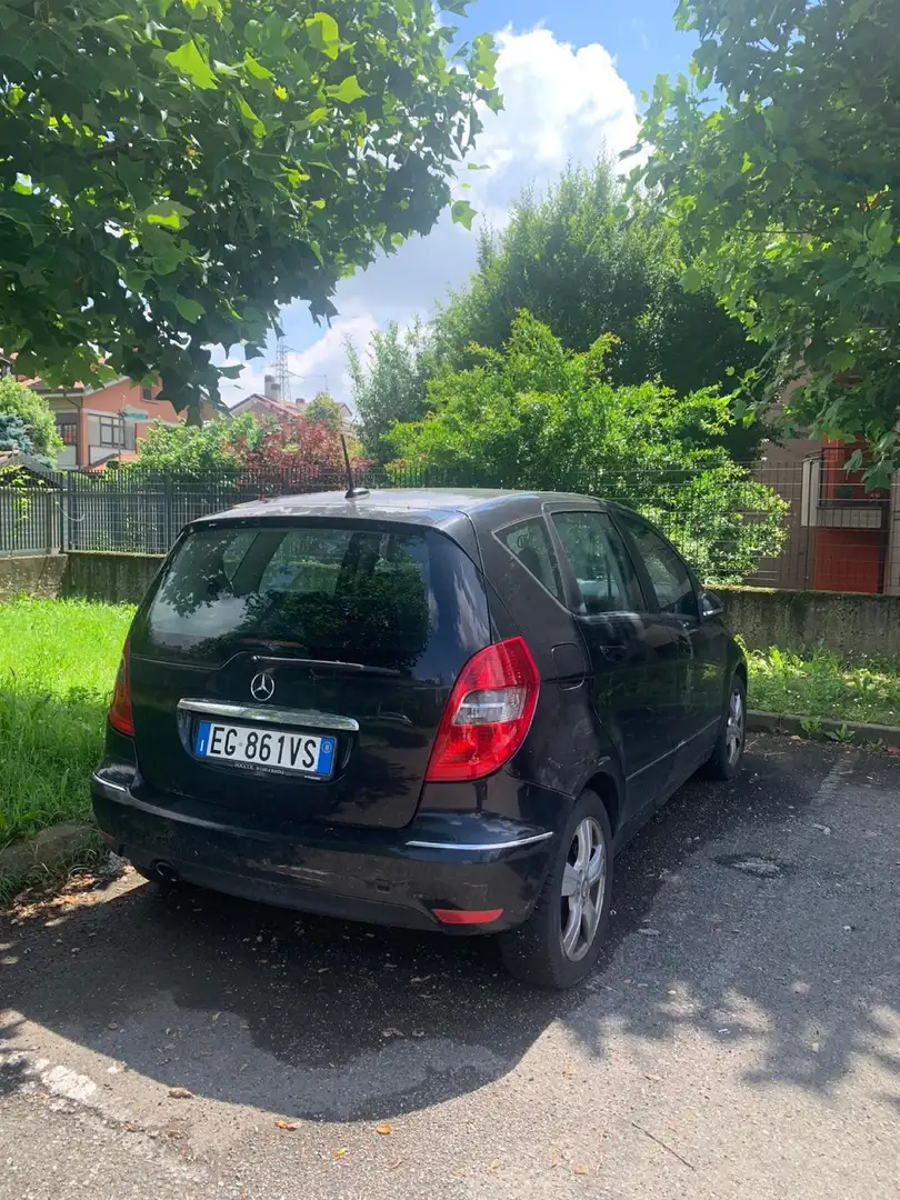 Mercedes-Benz A 160 (160)) Blue EFFICIENCY - 2