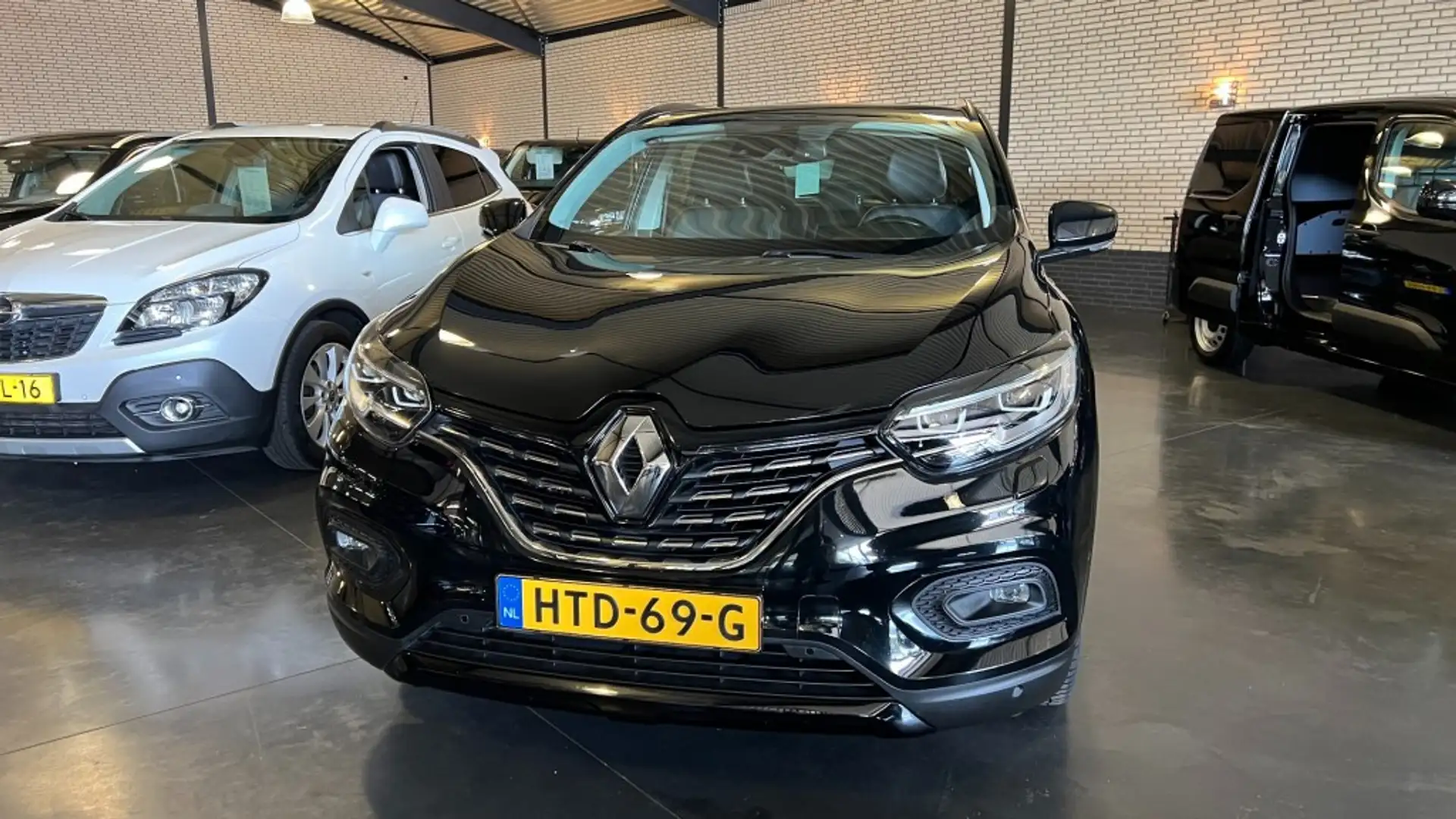 Renault Kadjar 1.3 TCE BLACK EDITION AUTOMAAT 160 PK Nero - 2