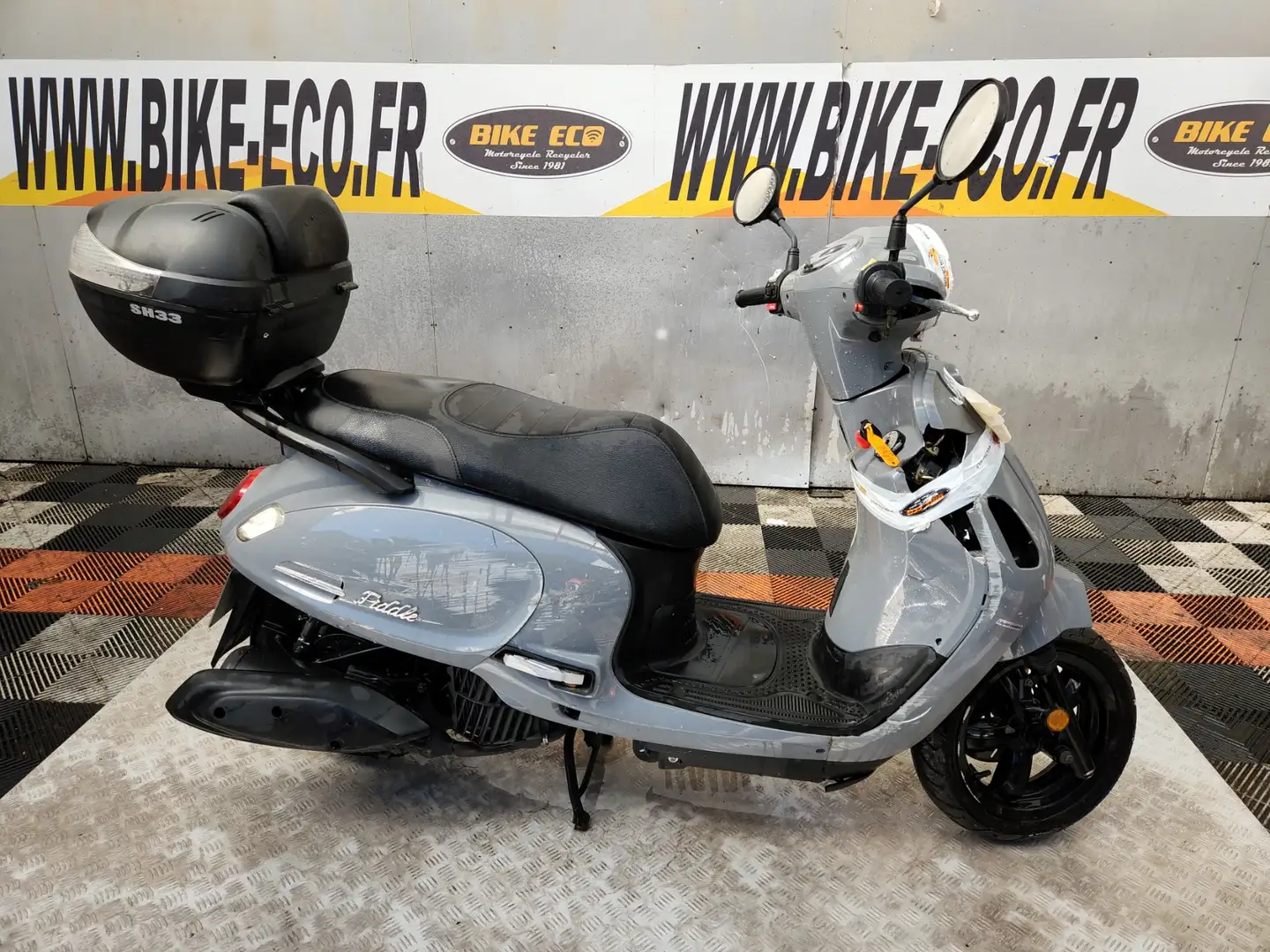 SYM Fiddle 125 Grau - 1