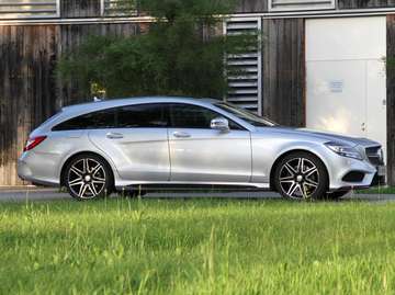 Mercedes CLS 350d 4MATIC Shooting Brake AMG Plus | regelm. Service | unfallfrei | 8-fach bereift